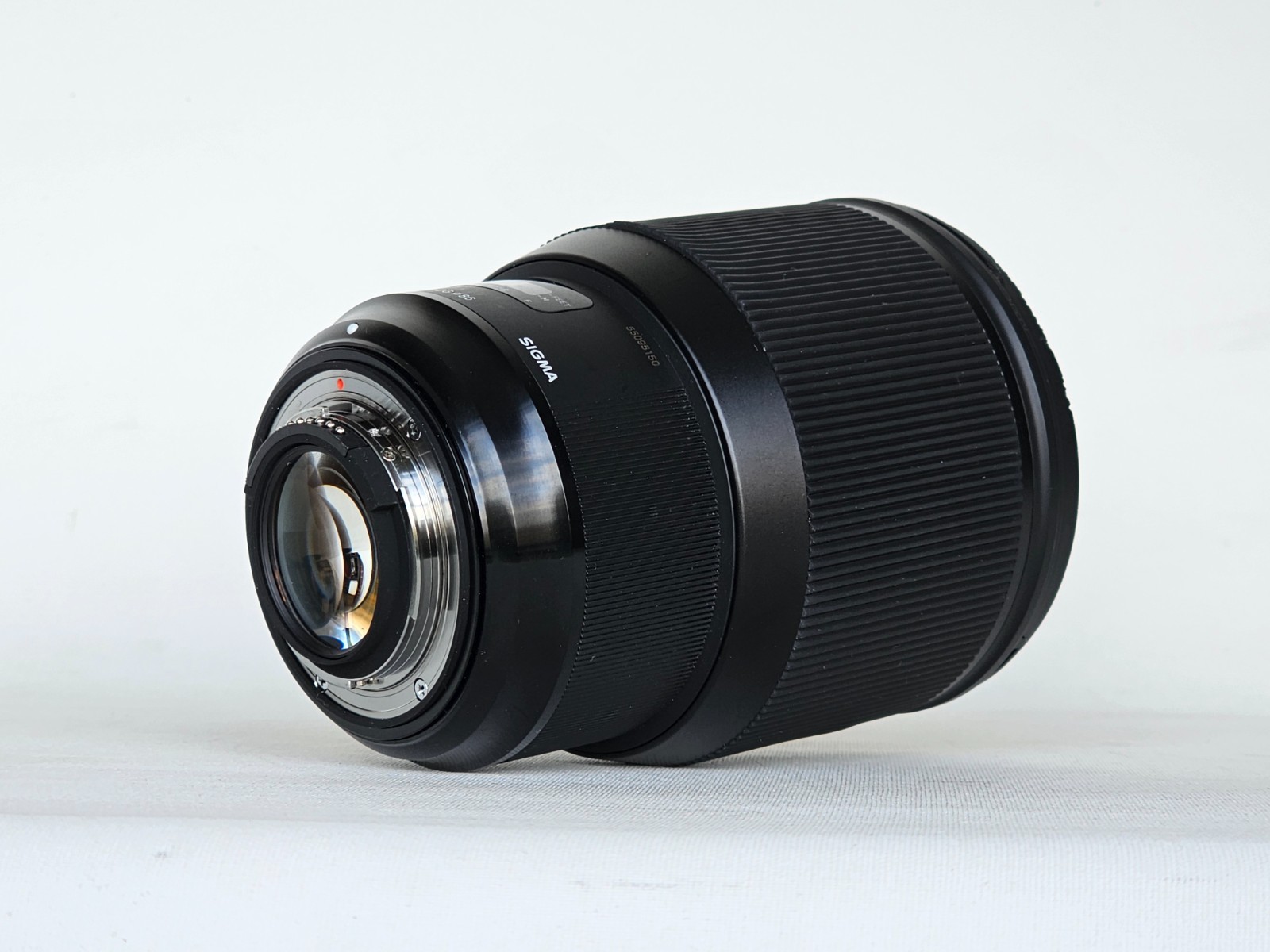 Sigma Art 85mm f/1.4 DG HSM Nikon F mount Preowned, Fair, Sharp