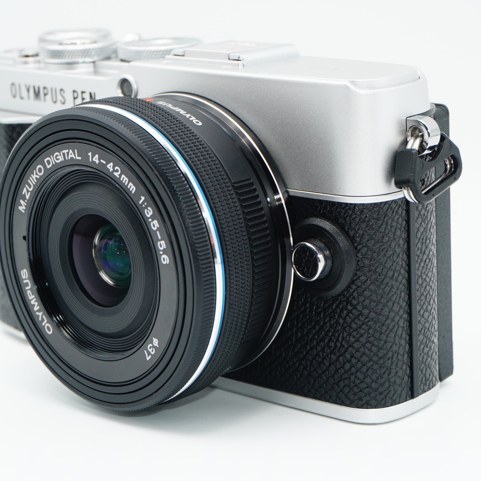 “Mint / 660 Counts” OLYMPUS PEN E-P7 14-42mm Lens Kit Silver #07001