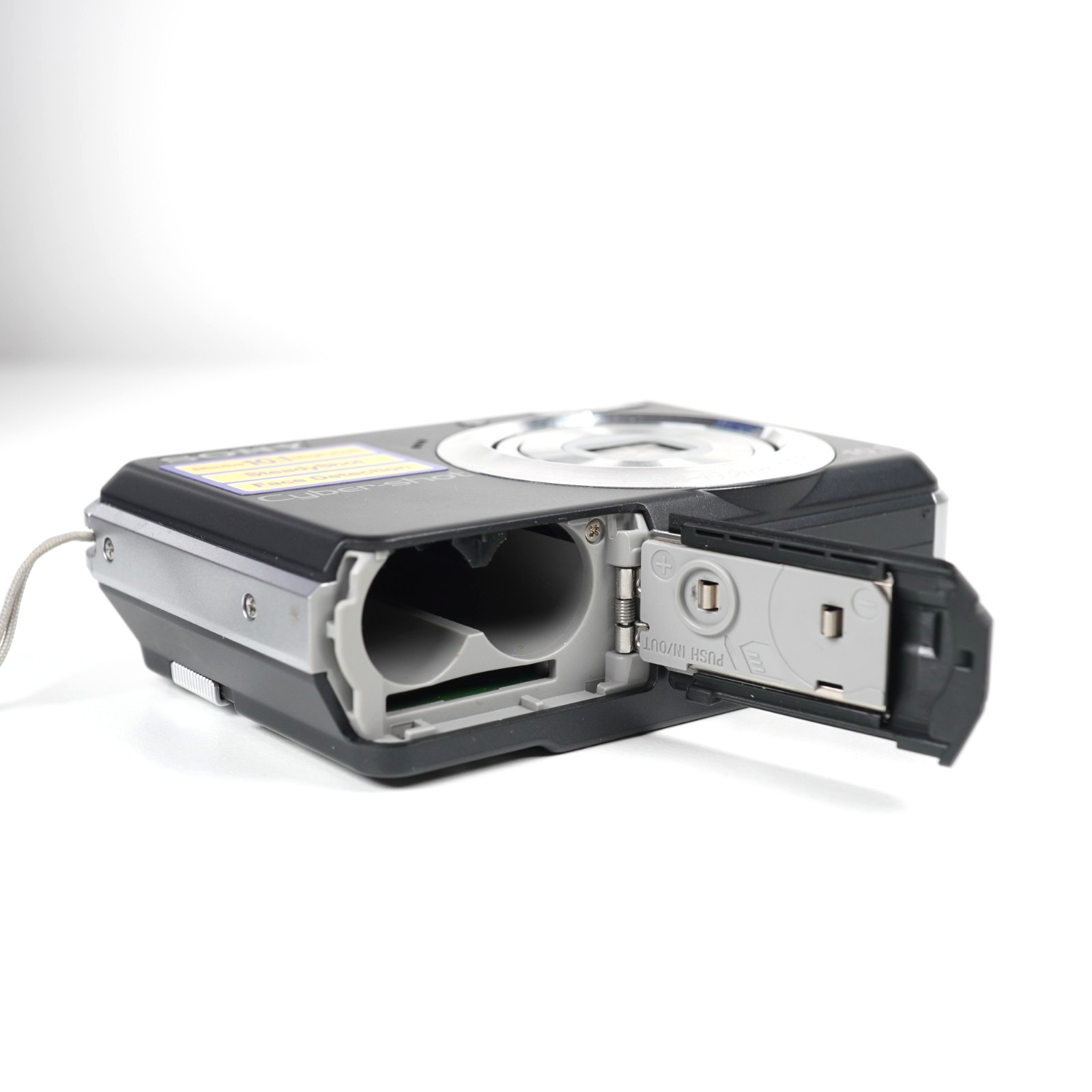 SONY CYBERSHOT DSC-S930 10.1MP Compact Digital Camera – AA Battery
