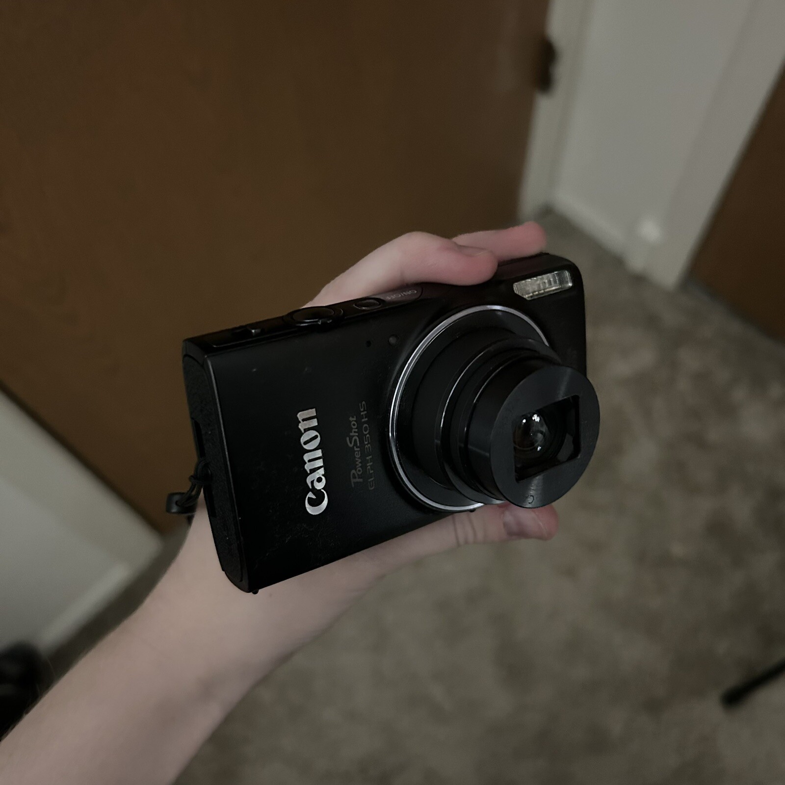 Canon PowerShot ELPH 350 HS/IXUS 275 HS Black 20.2MP Digital Camera EUC