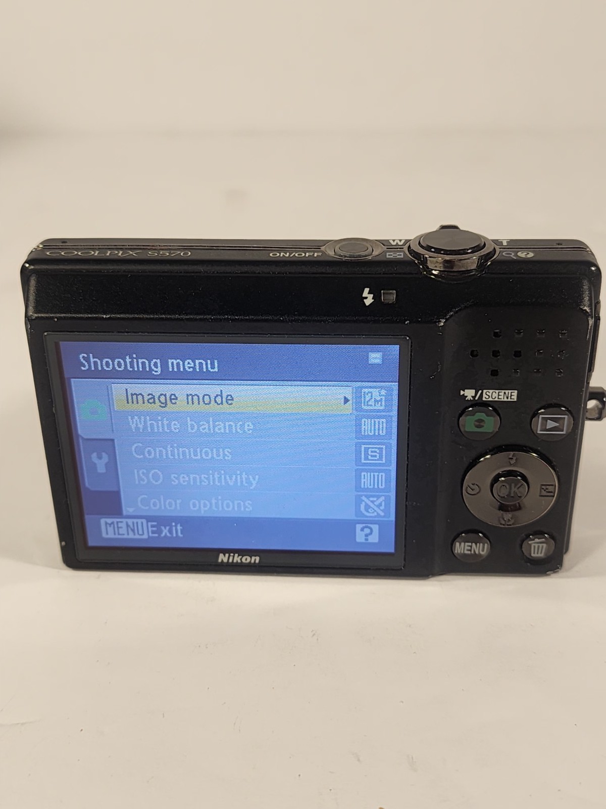 Nikon COOLPIX S570 12.0MP Compact Digital Camera Selling As Is, For Parts/Repair