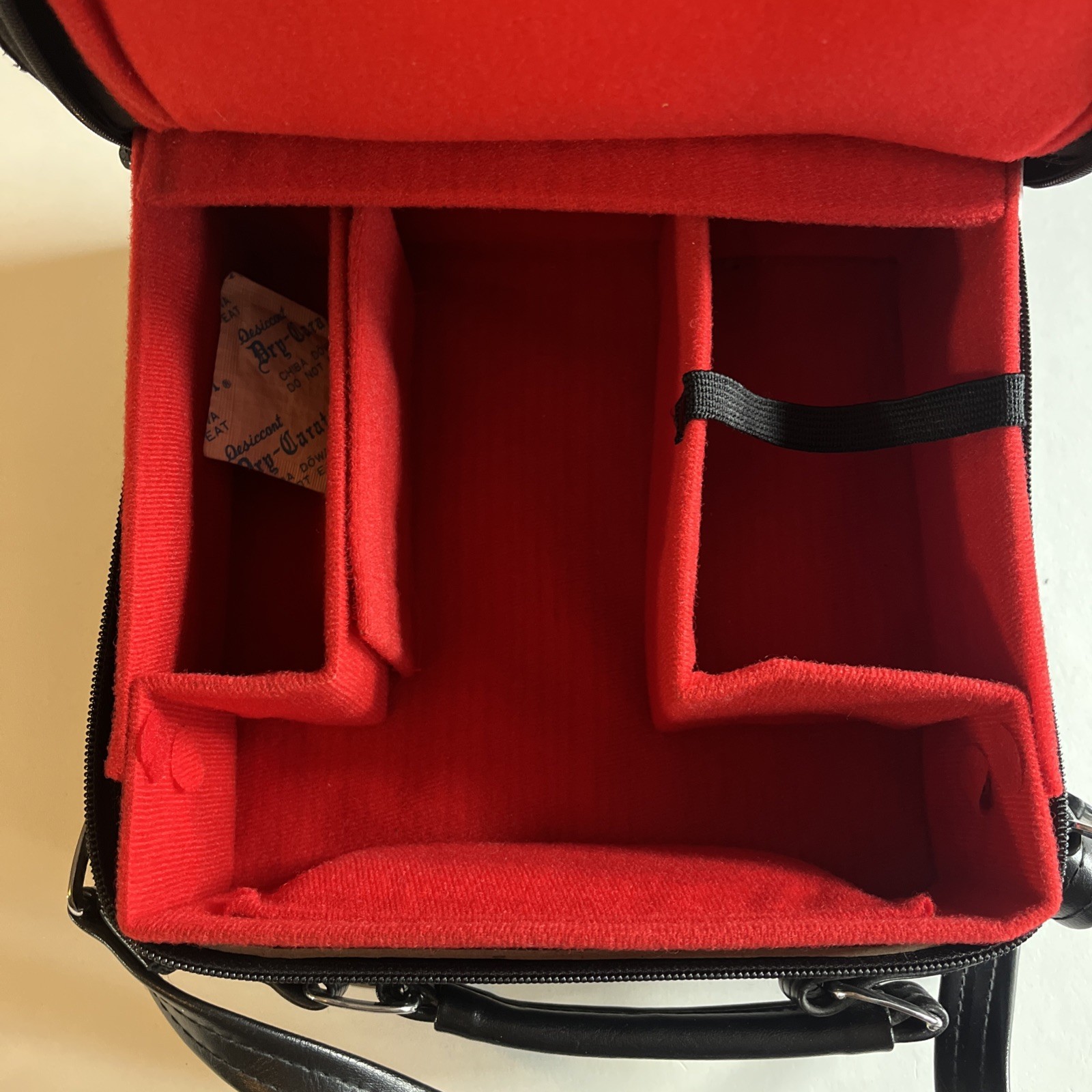 Taiwan ROC Camera Bag Black Faux Leather Red Interior Shoulder Strap Vintage EUC
