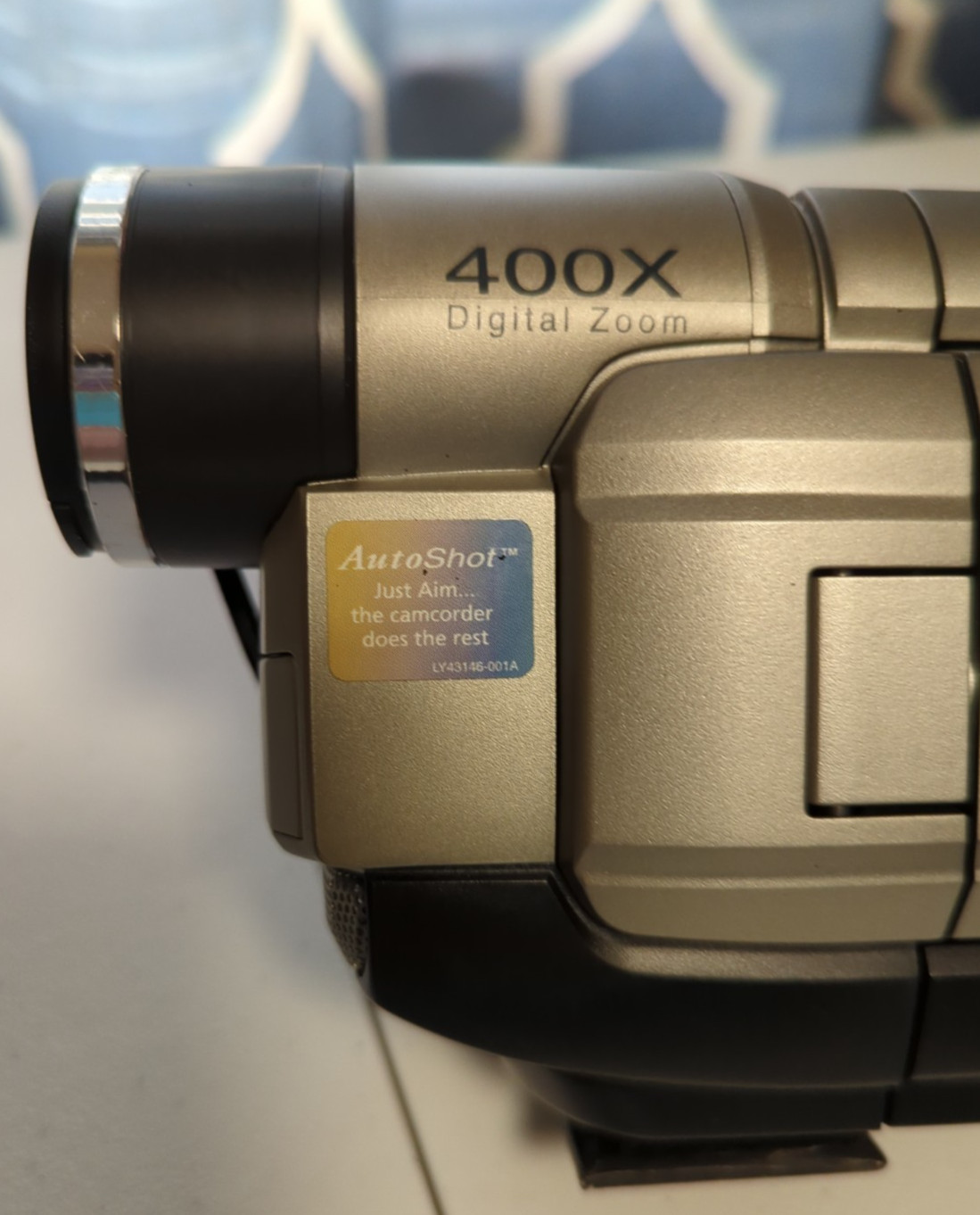 RCA AutoShot 8mm Camcorder 400X Digital Zoom 2.5″Color Screen CC6364 No Battery