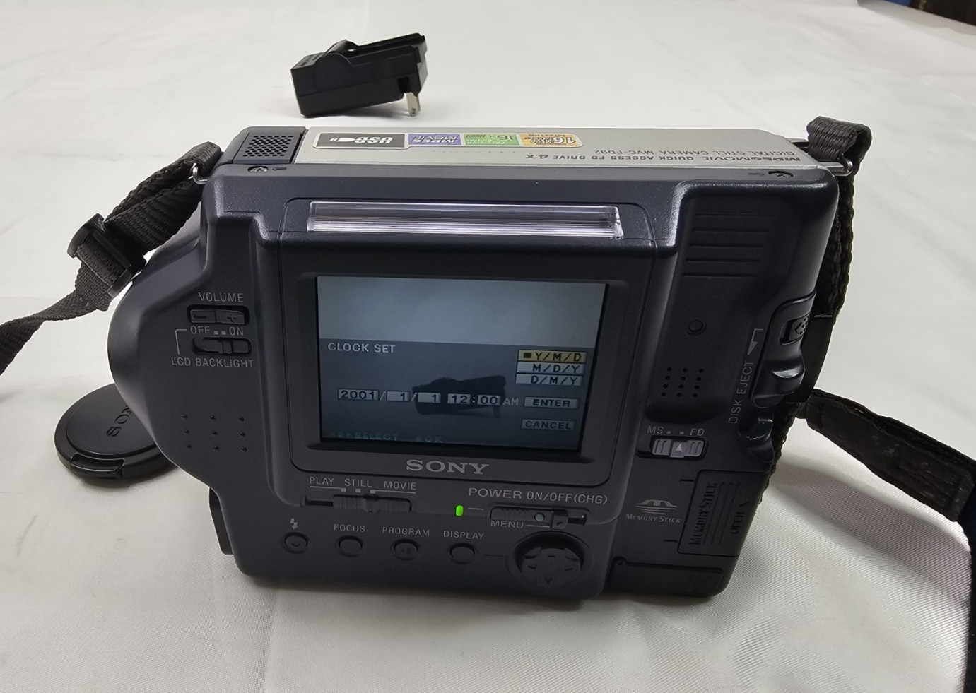 Sony MVC-FD92 Mavica Digital Camera Tested Case 2 Batteries Memory Cards Disks