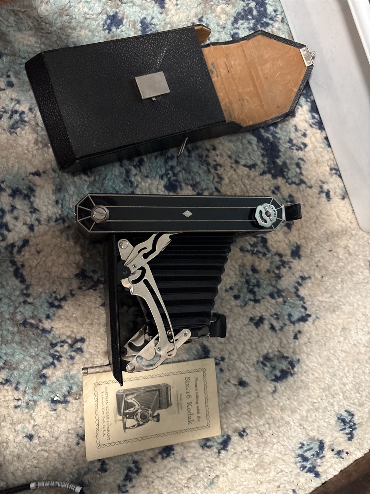Kodak Six-16 Camera & Compur Rapid Shutter With Case And Manual