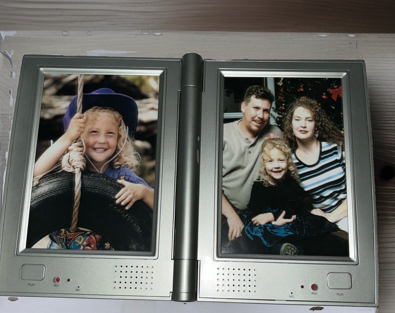 RadioShack 63-978 Voice Recording Photo Frame New In Box Recordable Message