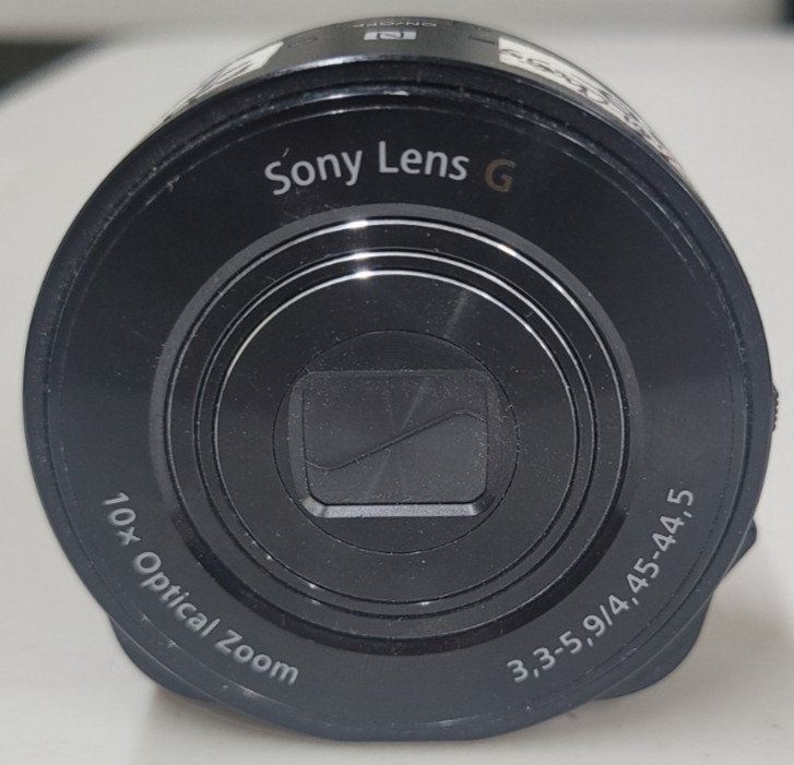Sony Cyber-shot DSC-QX10 18.2MP Lens-Style Camera (Won’t Power On)