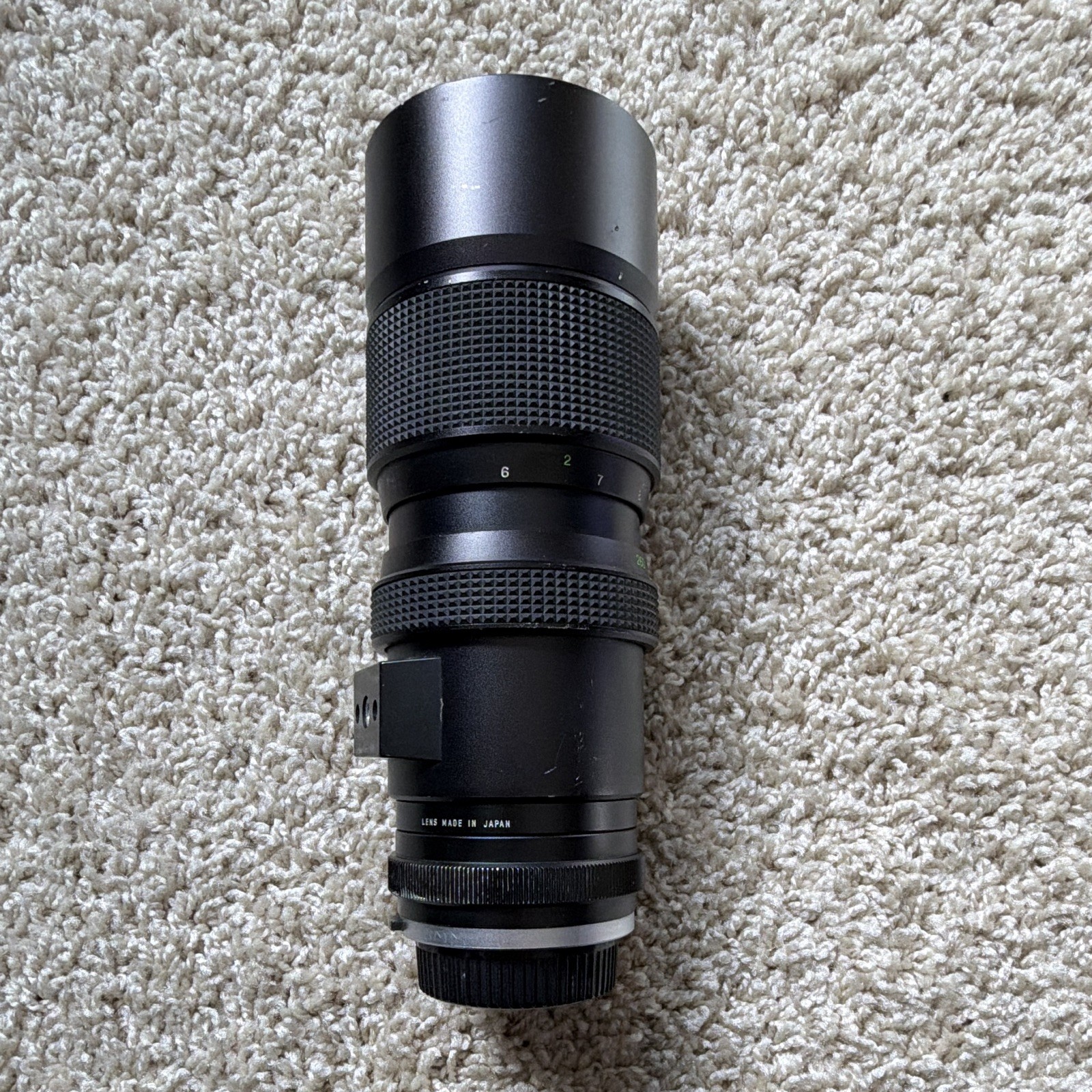 Vivitar Auto Zoom 75-260mm f/4.5 Zoom Lens OM Mount 67mm No. 37520793