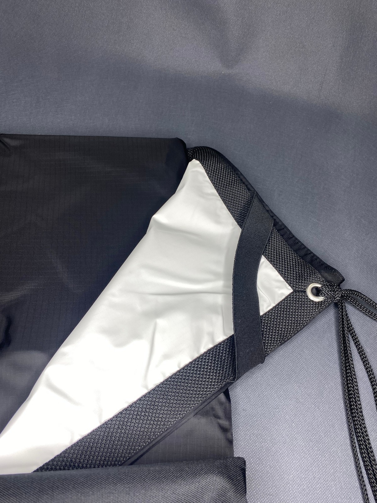 4×4 1.2×1.2m Ultrabounce Black/White Bounce for U.S. buyers
