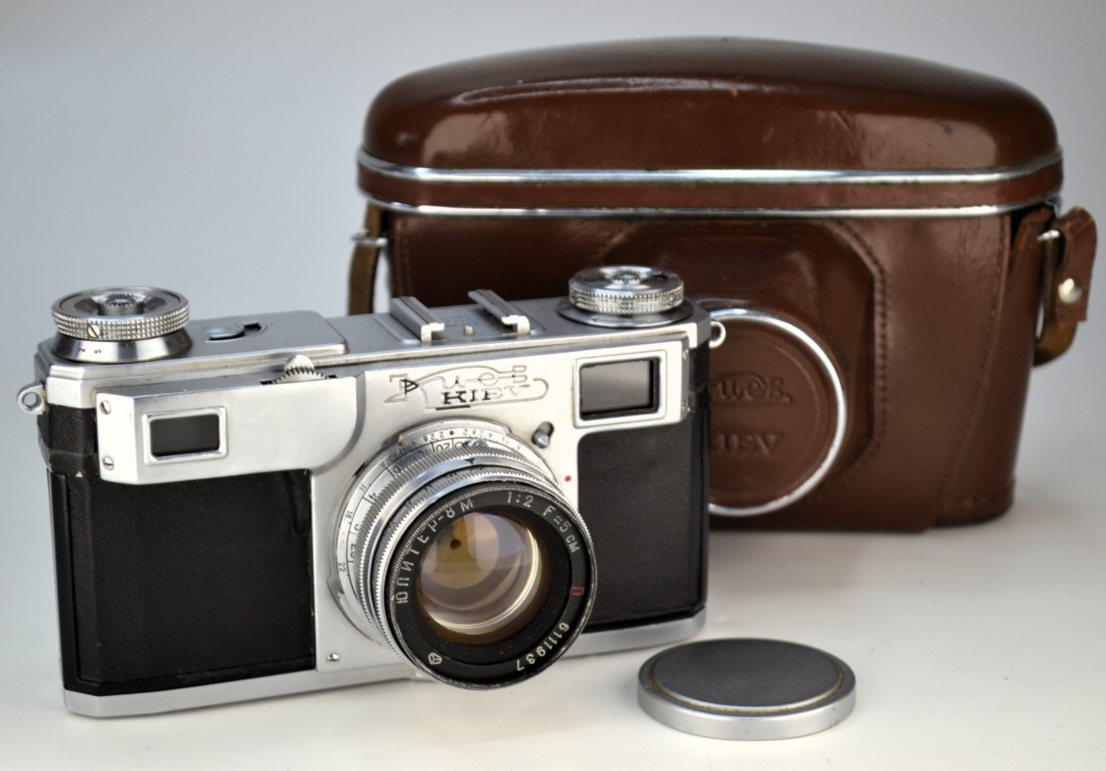 RARE MEDICINE EDITION! SERVICED! 1961 USSR “KIEV-4A” CAMERA + JUPITER-8m lens