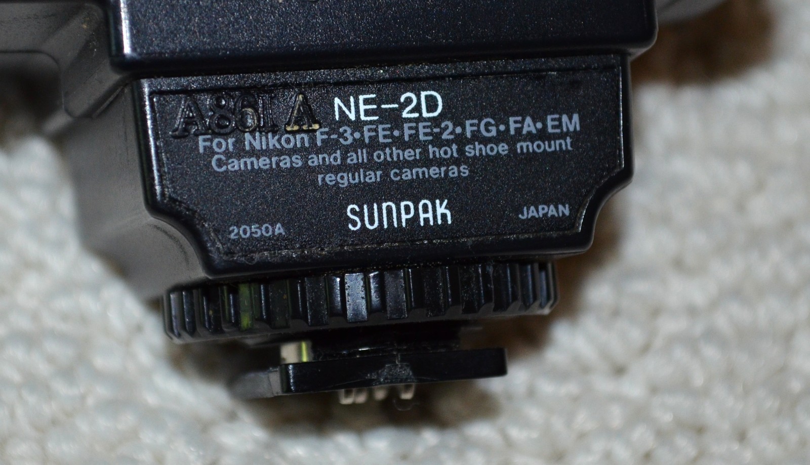 Dine Auto-Exposure Macro Ring Light Flash w/Sunpak Nikon NE-2D Module for F3,FM+