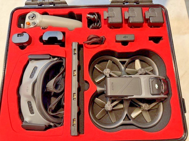 DJI Avata Fly Smart Combo FPV Drone CP.FP.00000111.01
