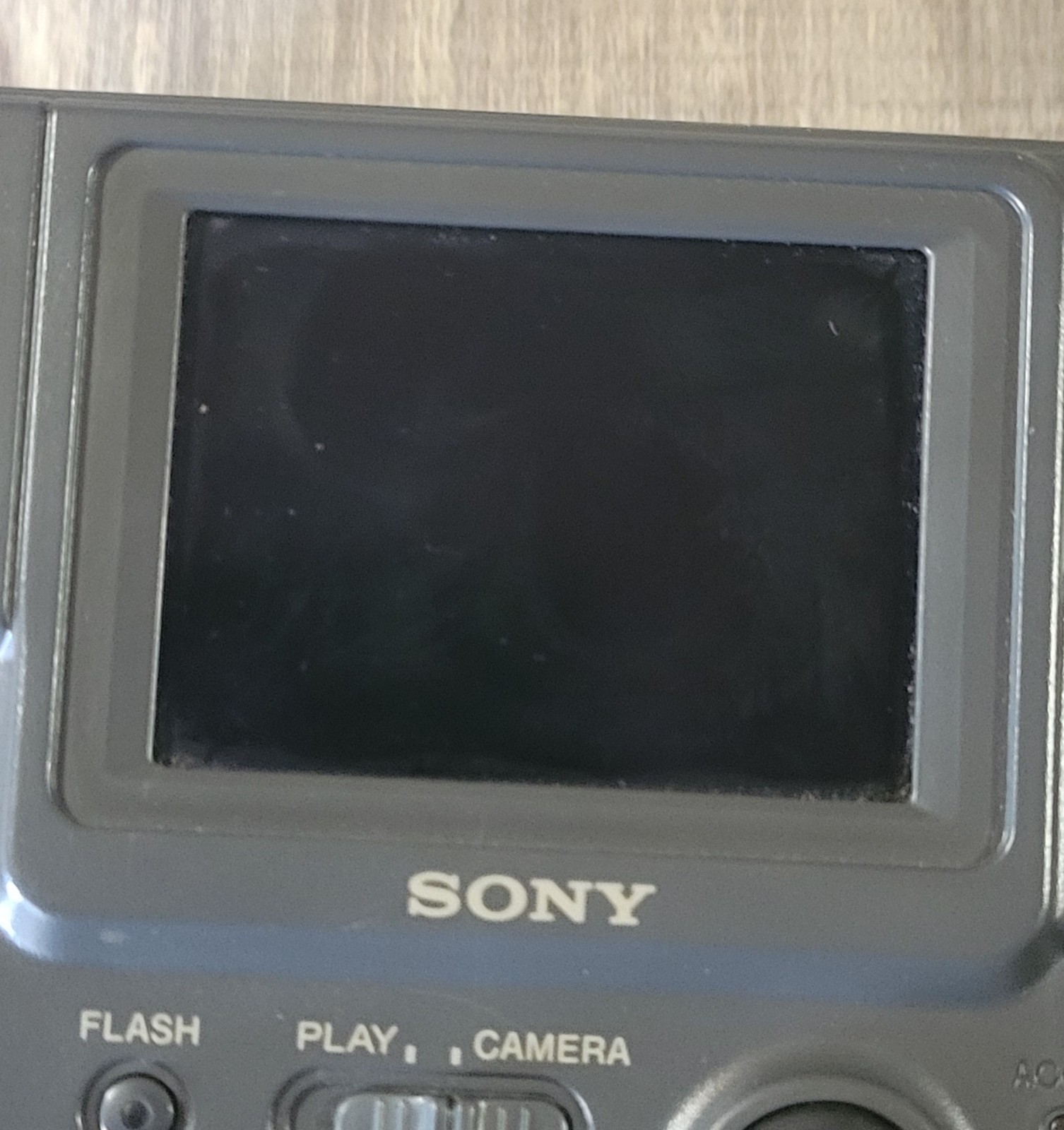 Sony Mavica MVC-FD75 0.4MP Digital Camera – Silver and Black