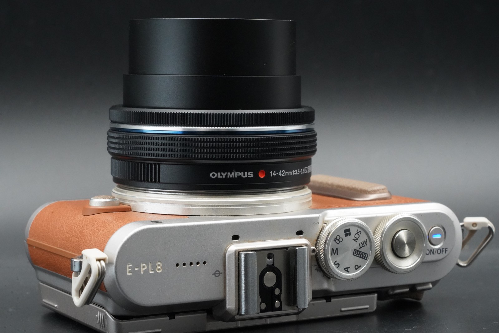 [US Duty Paid] Olympus E-PL8 Brown w/ lens Digital Mirrorless Camera 9362