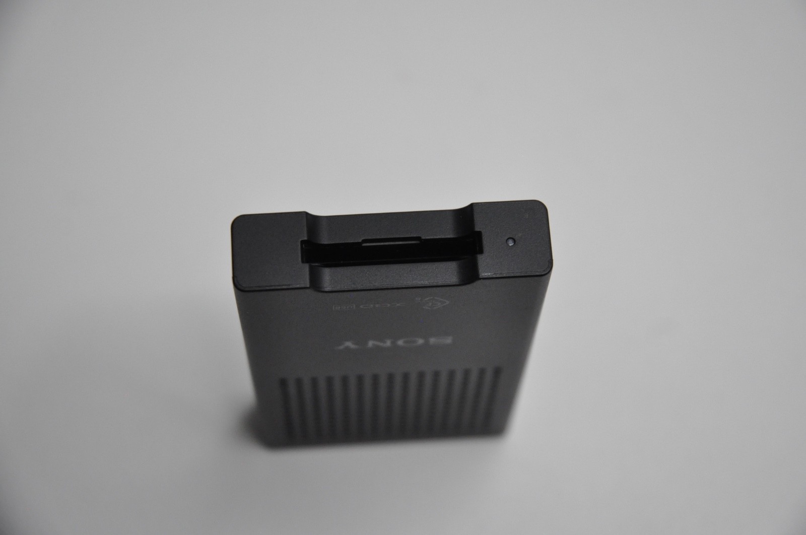 Sony CFexpress Type B XQD Memory Card Reader USB 3.1 (MRW-G1)