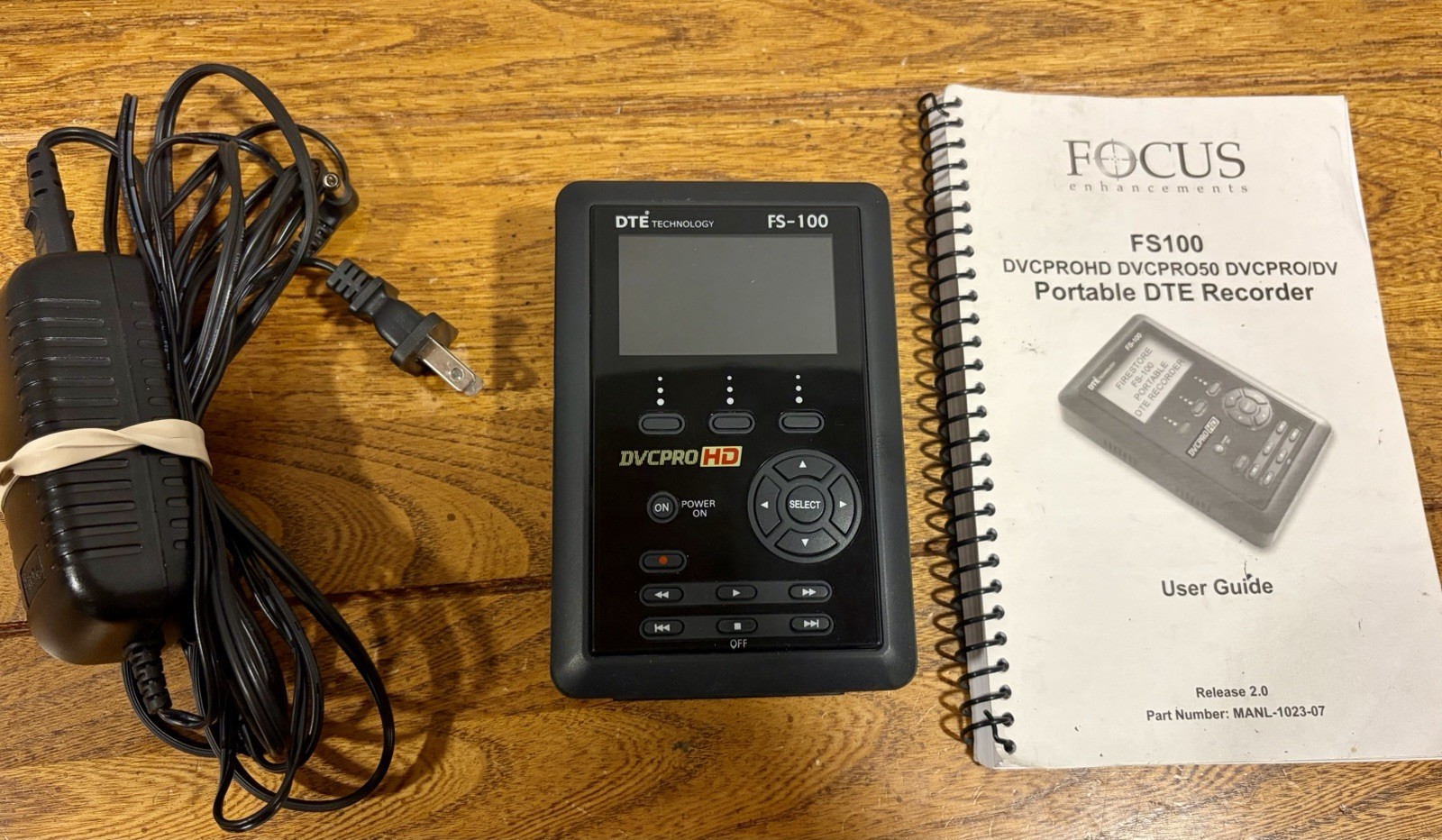 Focus Enhancements FS-100 Potable DTE recorder, Tested, Great