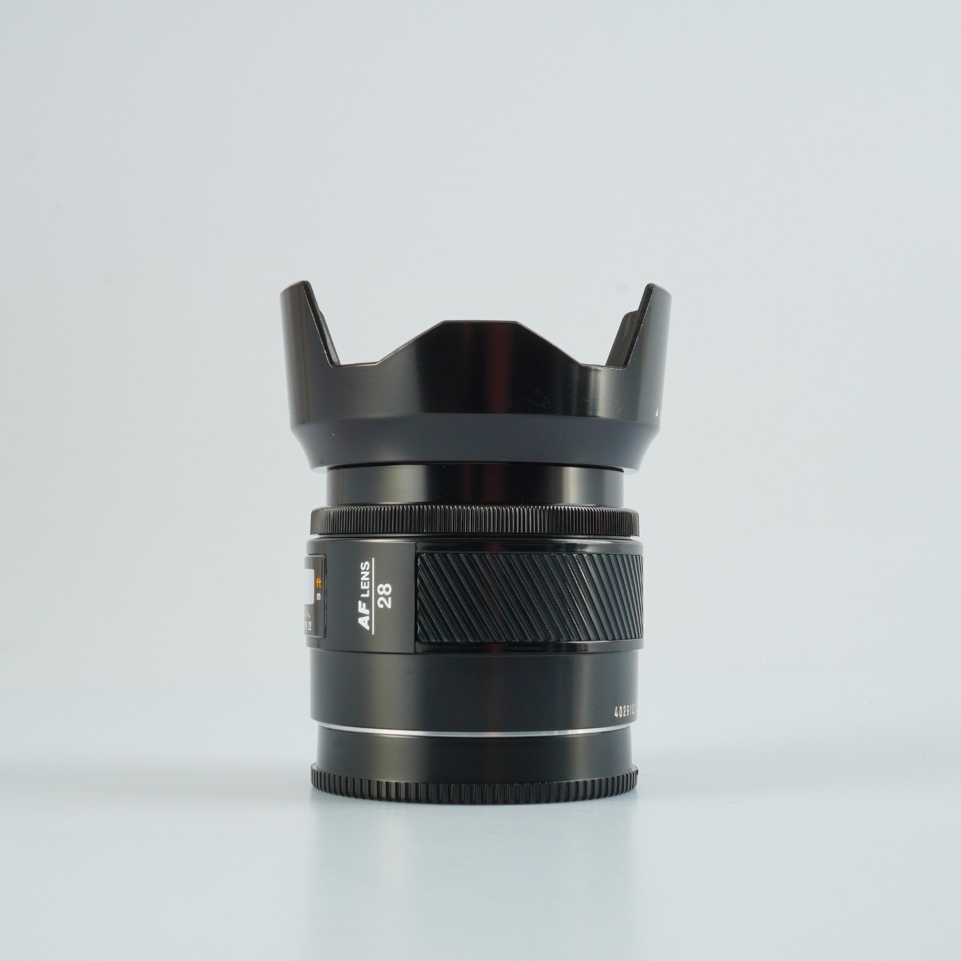 EXCELLENT MINOLTA AF 28mm F/2 Prime Lens