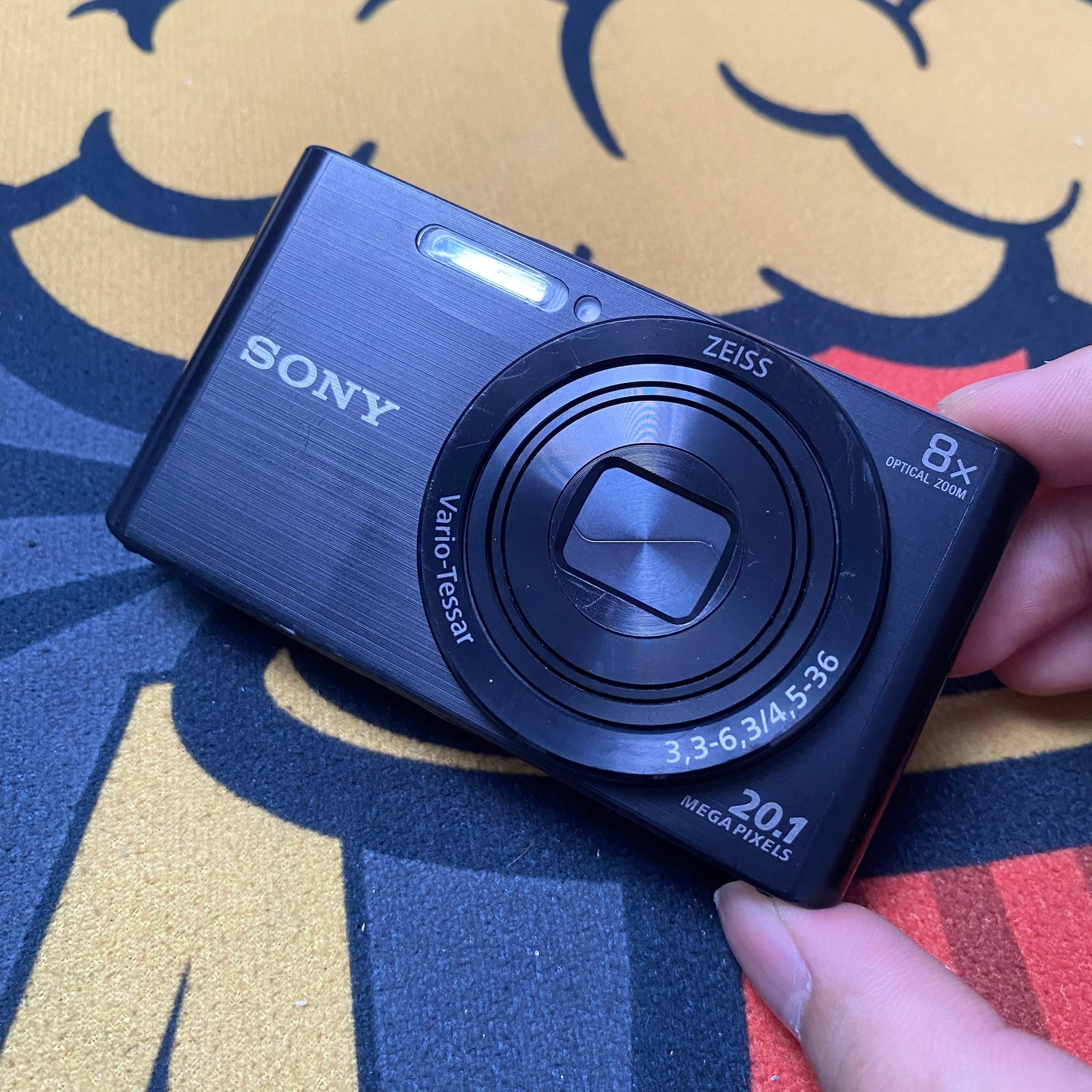 Sony DSC-W830 Cyber-Shot 20.1MP 8x zoom Digital Camera Black