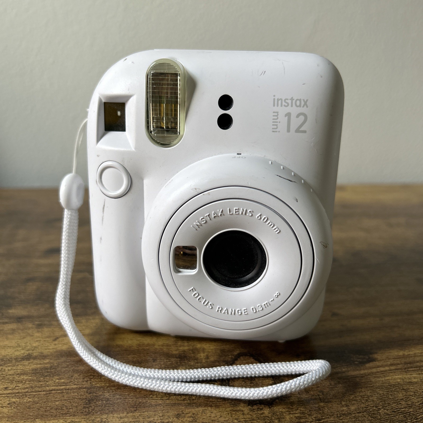 Fujifilm Instax Mini 12 Instant Camera – Clay White – Tested Works