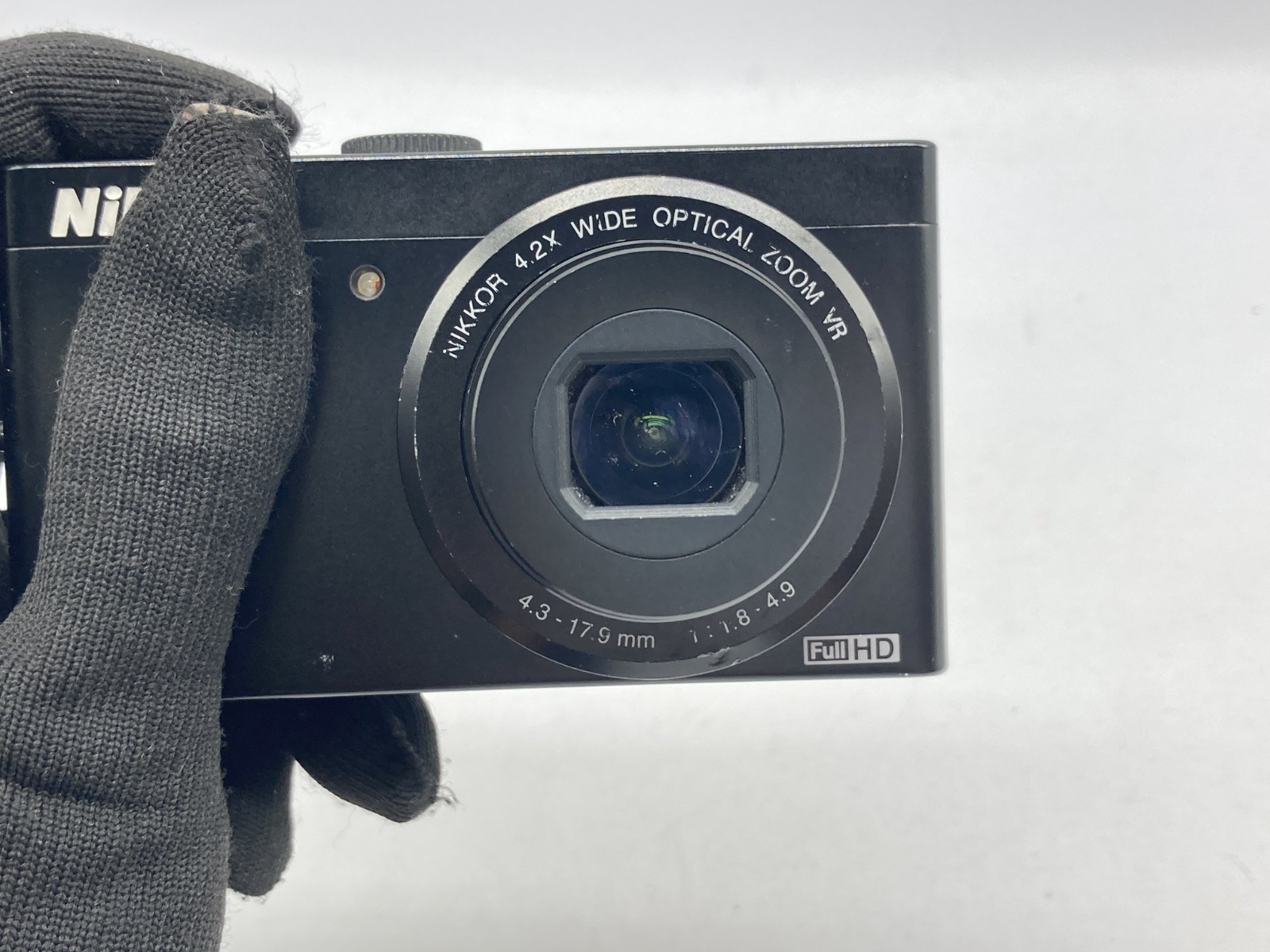 Excellent Nikon COOLPIX P300 Black 12.2MP 4.2x Compact Digital Camera 1397