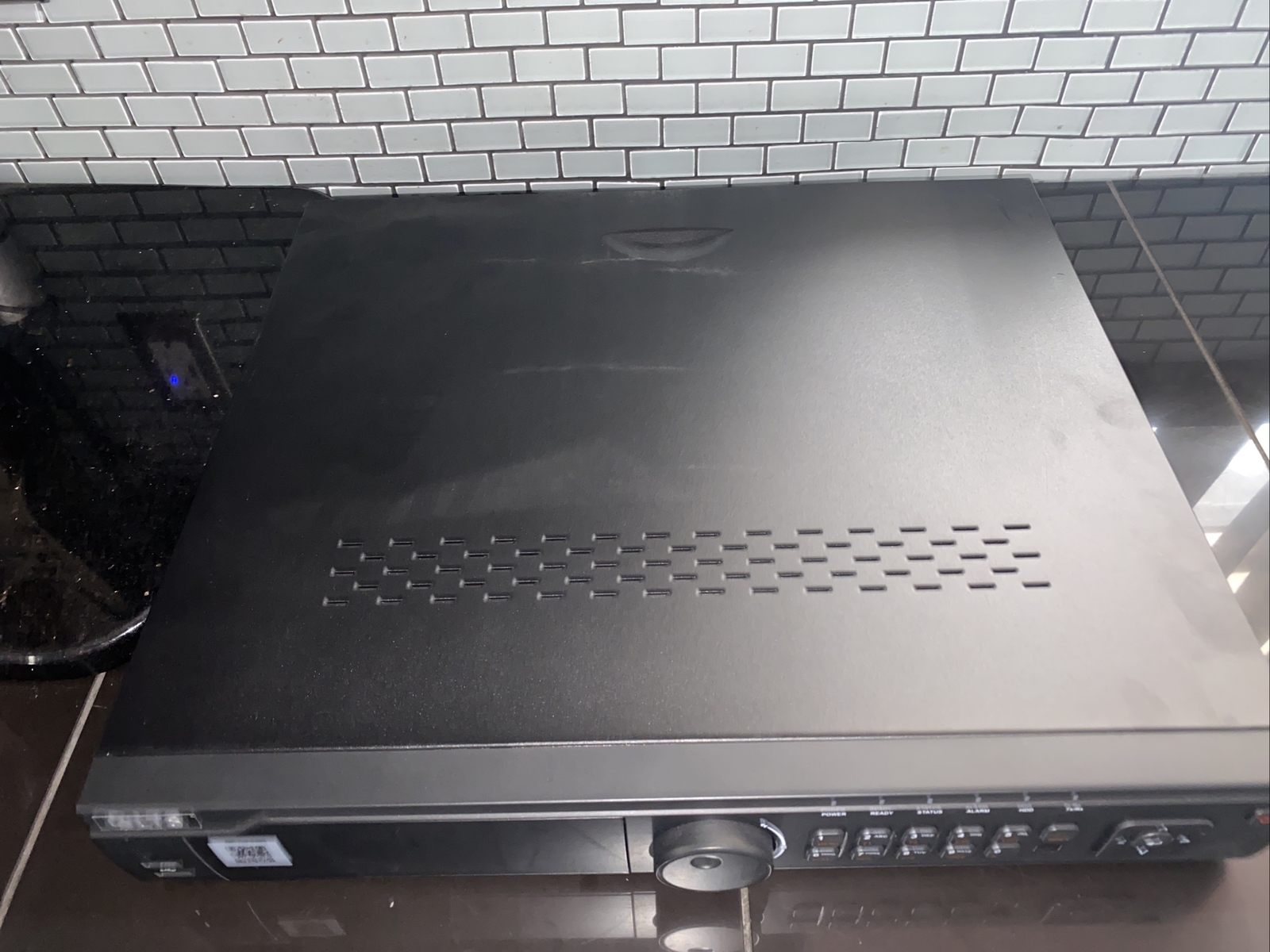 LTS LTN8932 32ch h.264 nvr cvbs 4 sata ac 100-240v