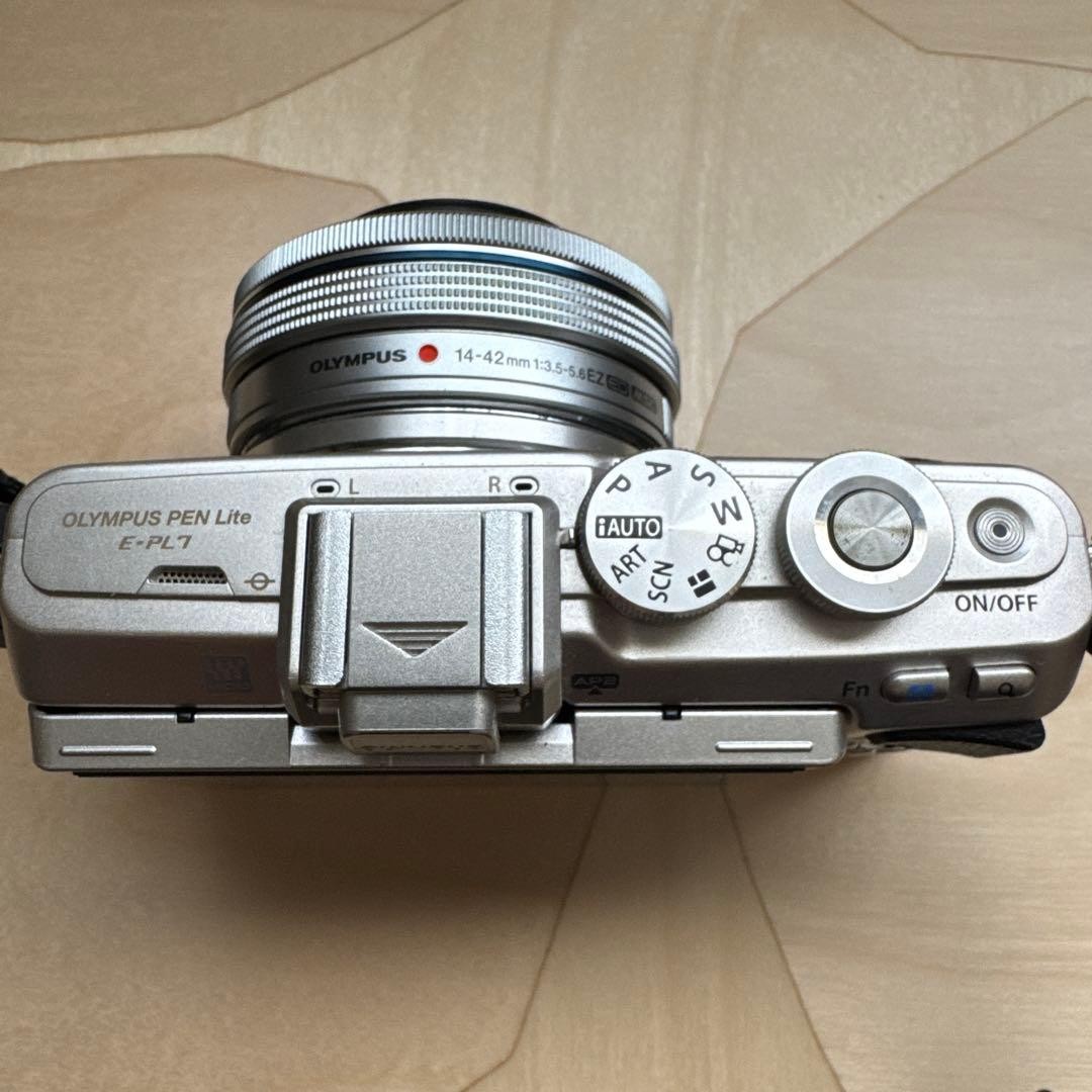 Olympus PEN Lite E-PL7 14-42mm Lens Digital Camera Very Good JP