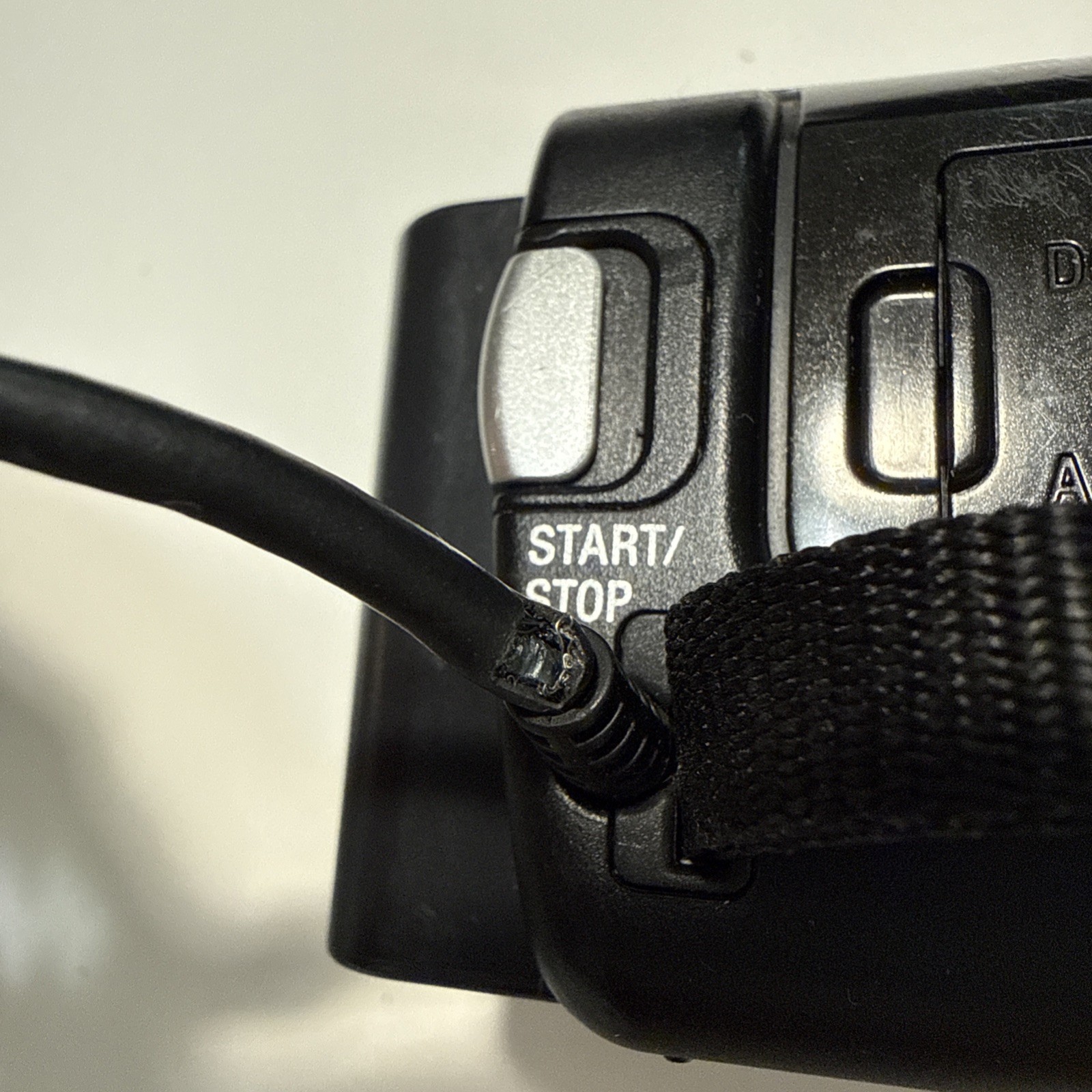 [As-is] Sony Handycam DCR-SX85 Black Video Digital Camcorder 70x Zoom TESTED