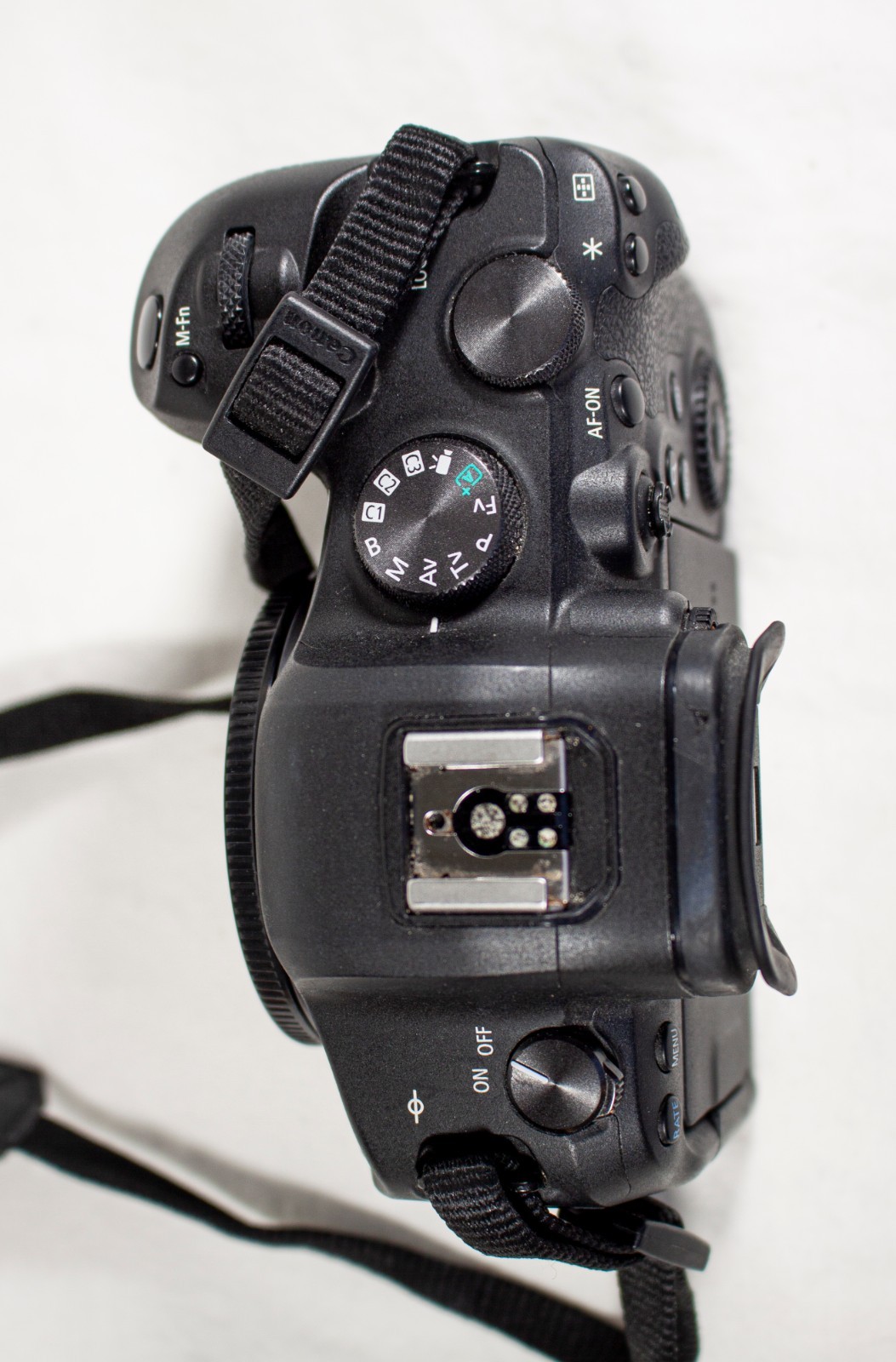 Canon EOS R6 20.1MP Mirrorless Camera (Body Only) SC:6000