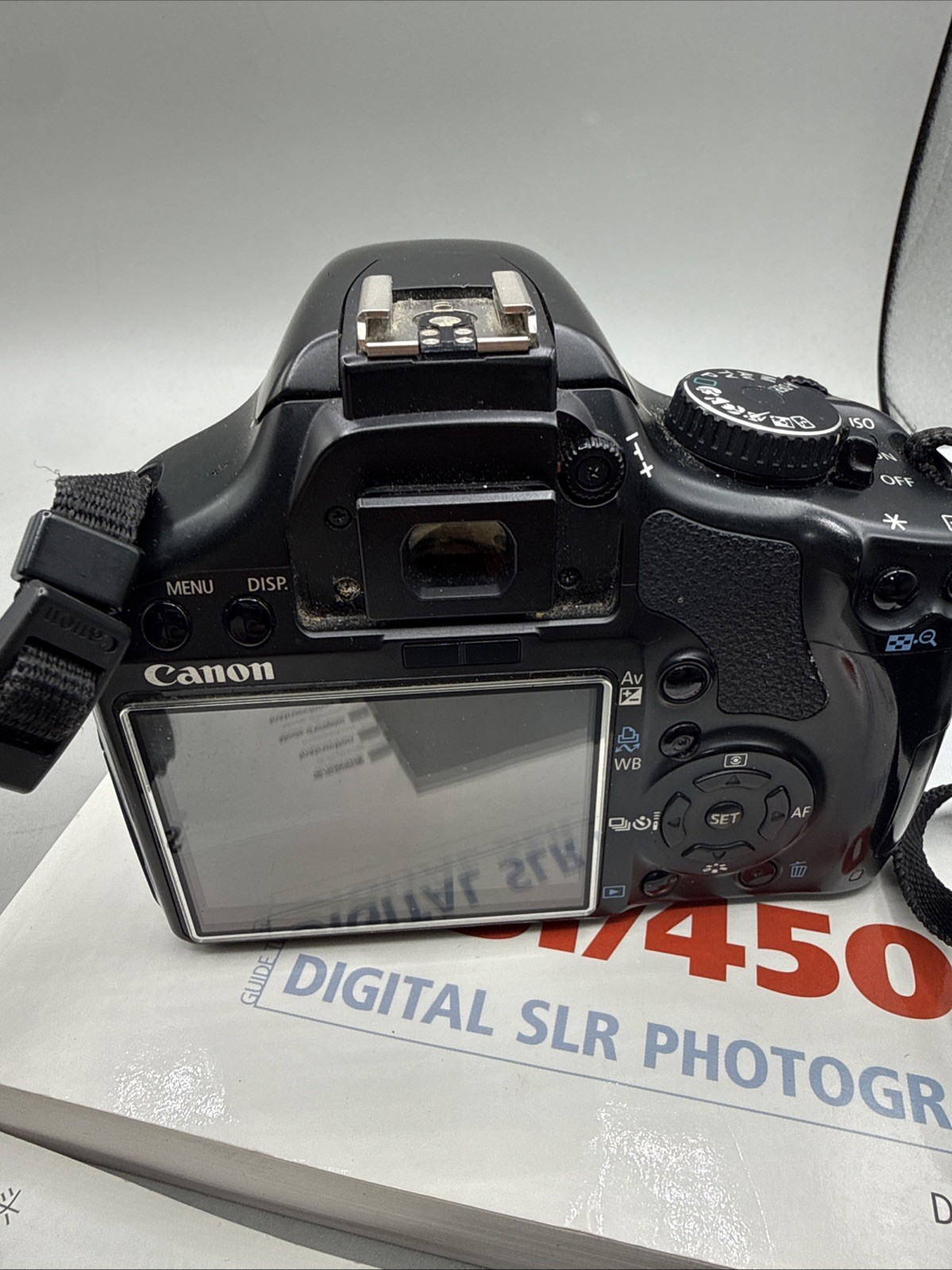Canon EOS Rebel XSi 450D 12.2MP Digital DSLR Camera Kit
