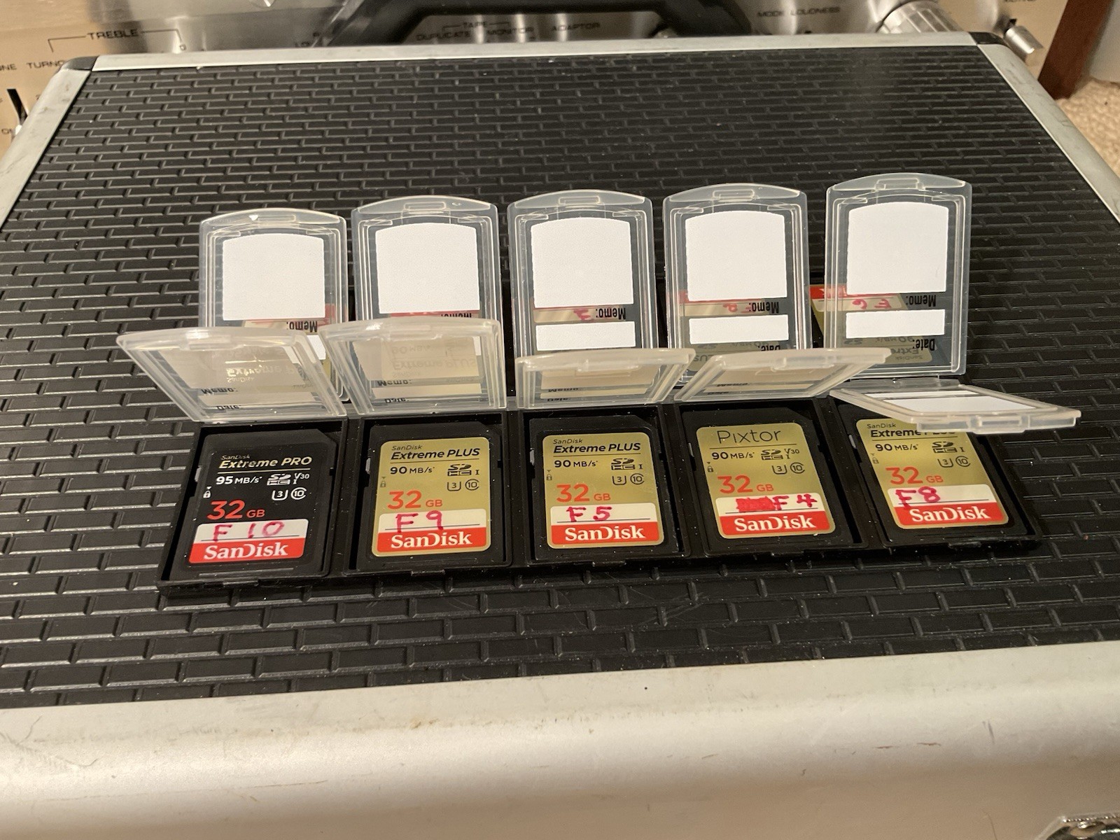 (10) Preowned SanDisk 32GB 32G Extreme PRO Memory Cards