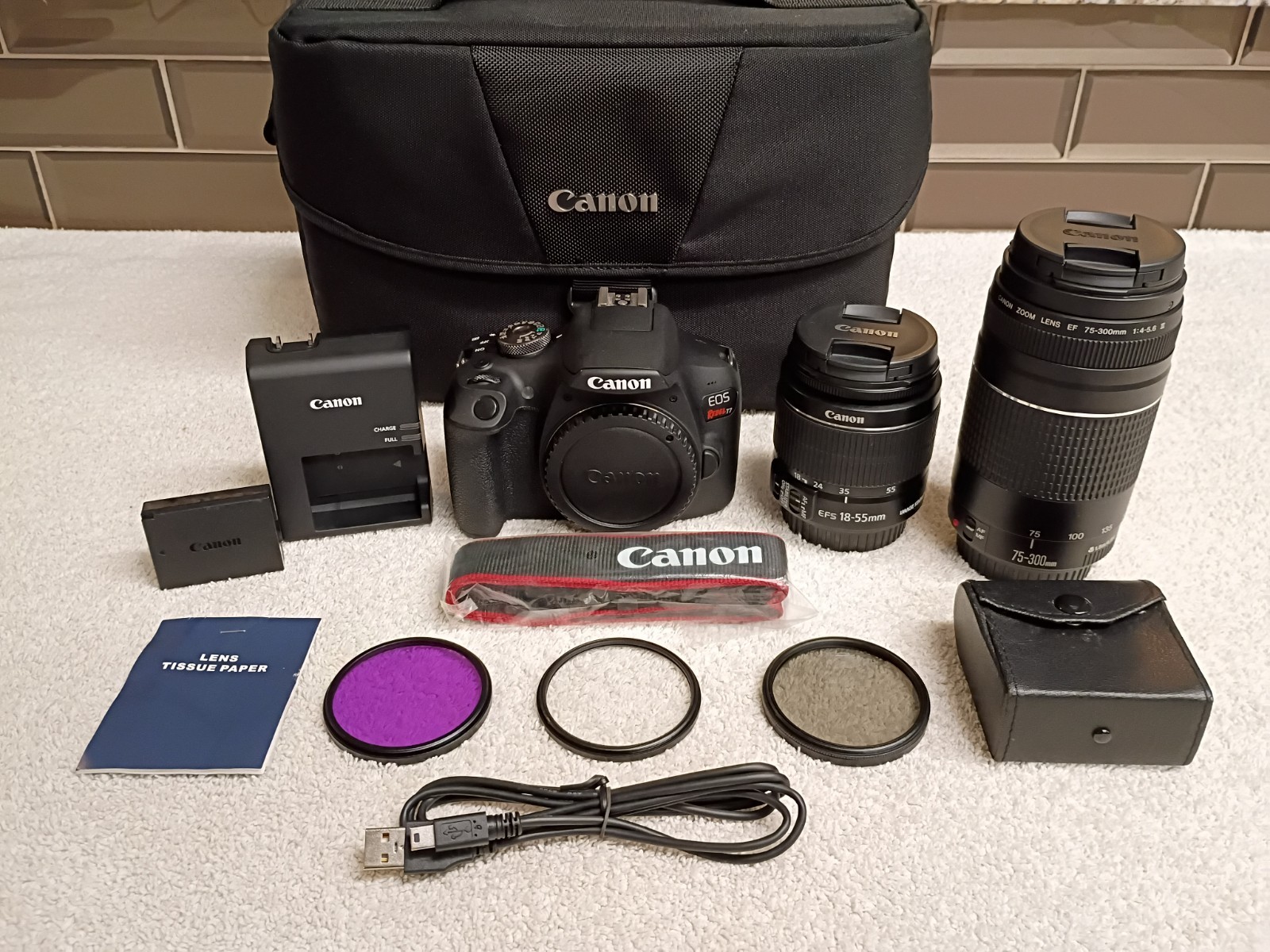 Canon EOS Rebel T7 DSLR Camera w/18-55mm+75-300mm Lenses+Canon Bag+Filters-MINT!