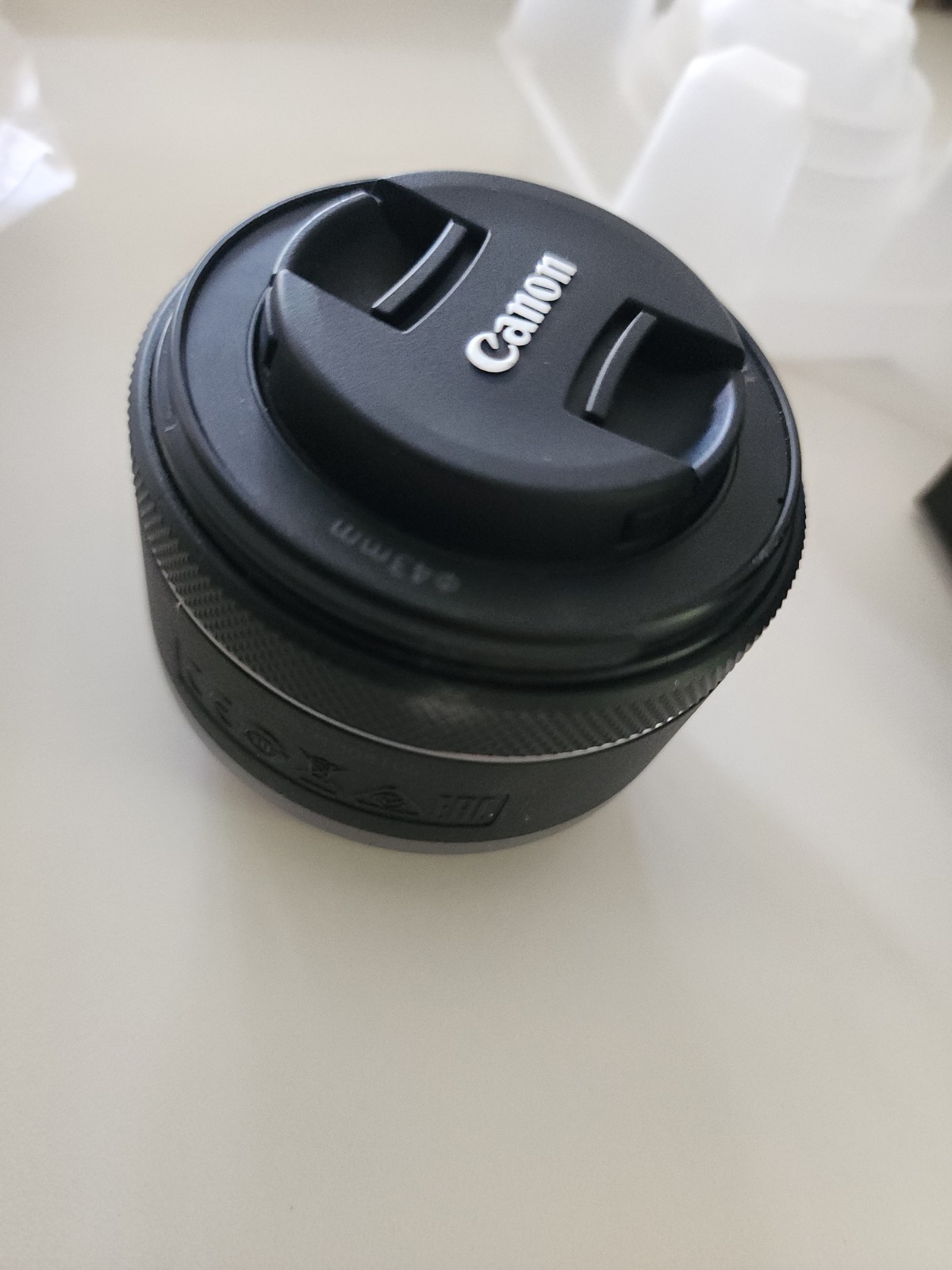 Canon RF 50mm f/1.8 STM Autofocus Lens for Canon RF Mount, 43mm Filter