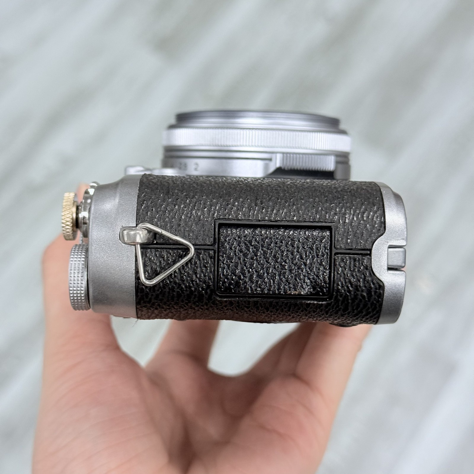 Fujifilm X100 Silver 16.3MP Compact Digital Camera 23mm f2 Lens High Quality