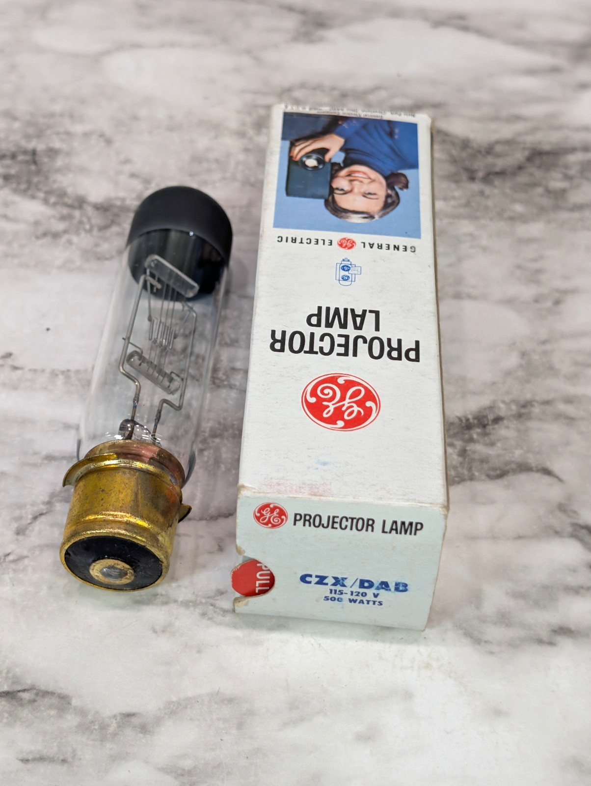GE CZX/DAB 115-120V 500W Slide Projection Lamp Bulb General Electric Old Stock