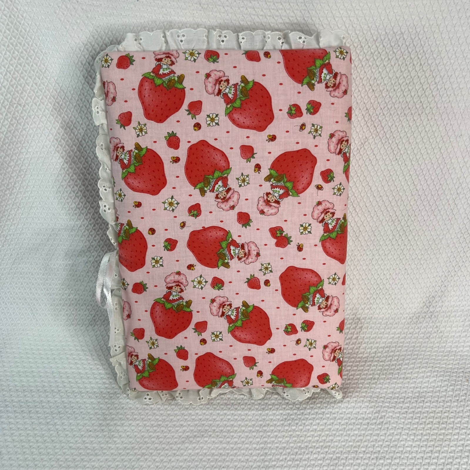 Handmade Strawberry Shortcake Fabric Photo Album 3-Ring Binder Eyelet Lace Pink