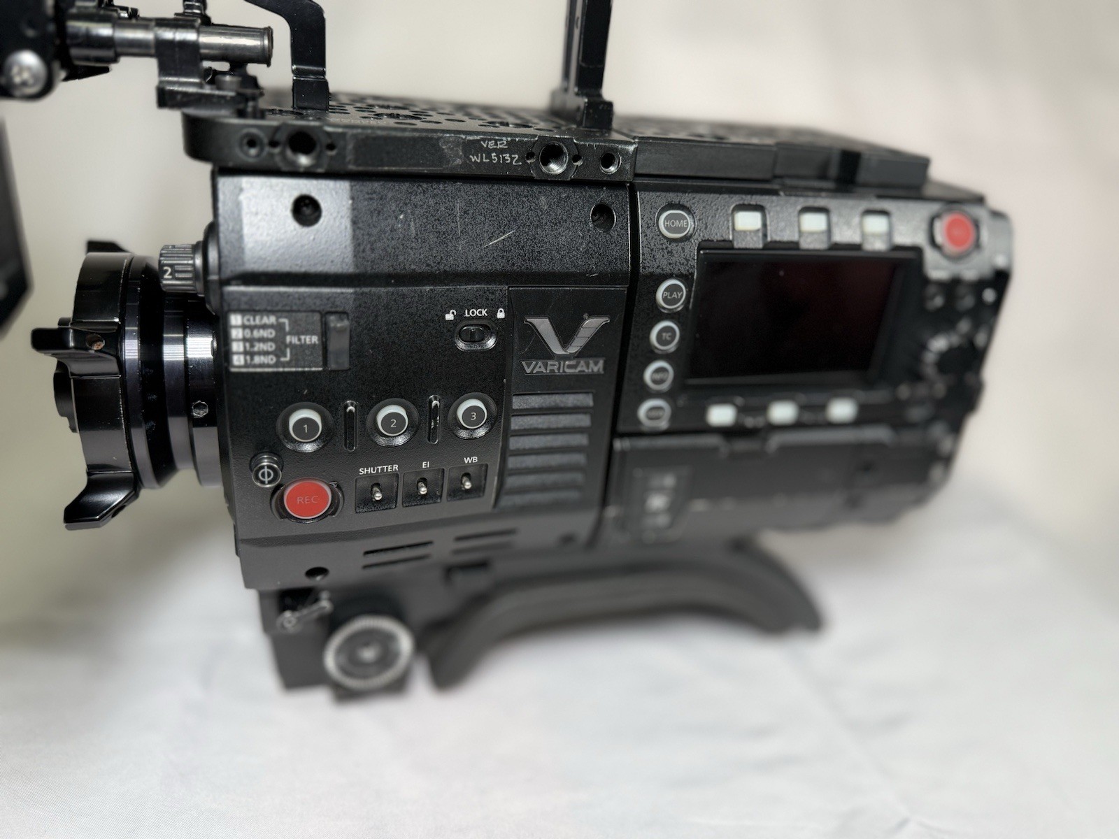 Panasonic VariCam 35 4K Camera Package – AU-V35C1 + AU-VREC1 Recorder + EVF