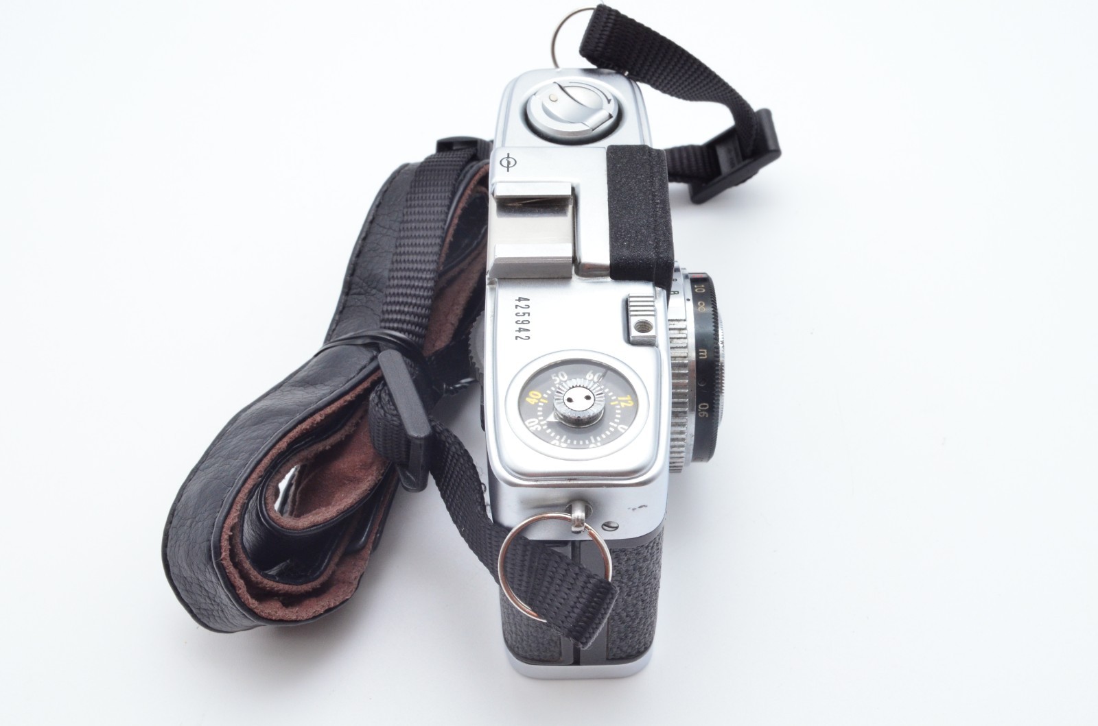 N.MINT Olympus PEN-S Half Frame 35mm Film Camera D.Zuiko 30mm F2.8 Japan Tested