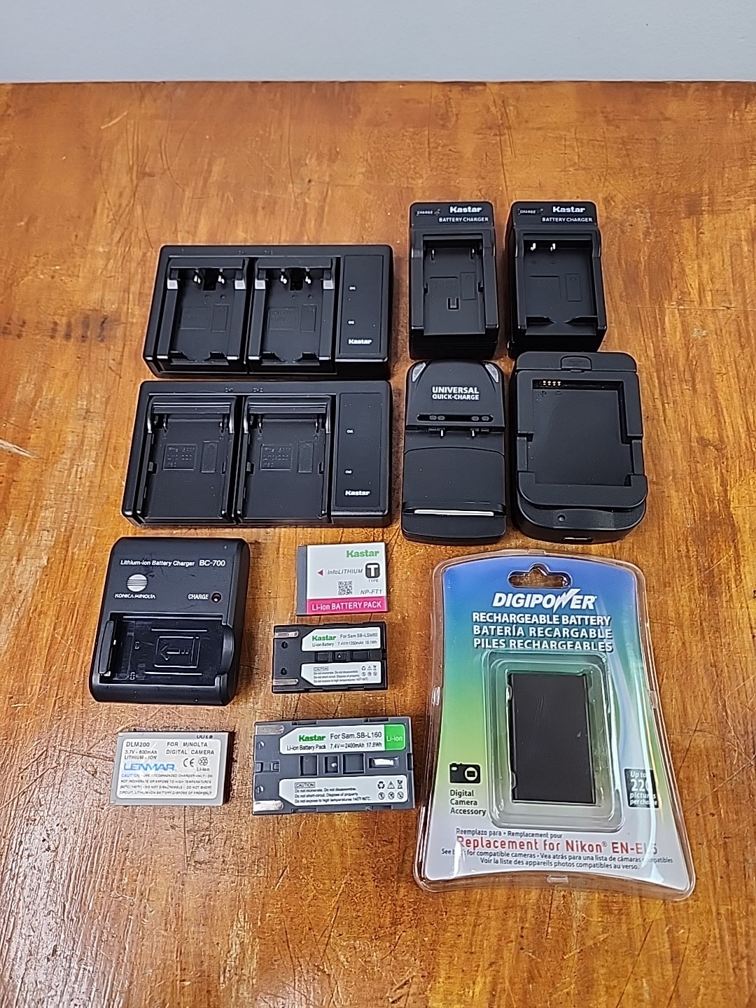 Lot of Battery Chargers & Batteries Kastar for Digital Cameras Samsung Sony Etc