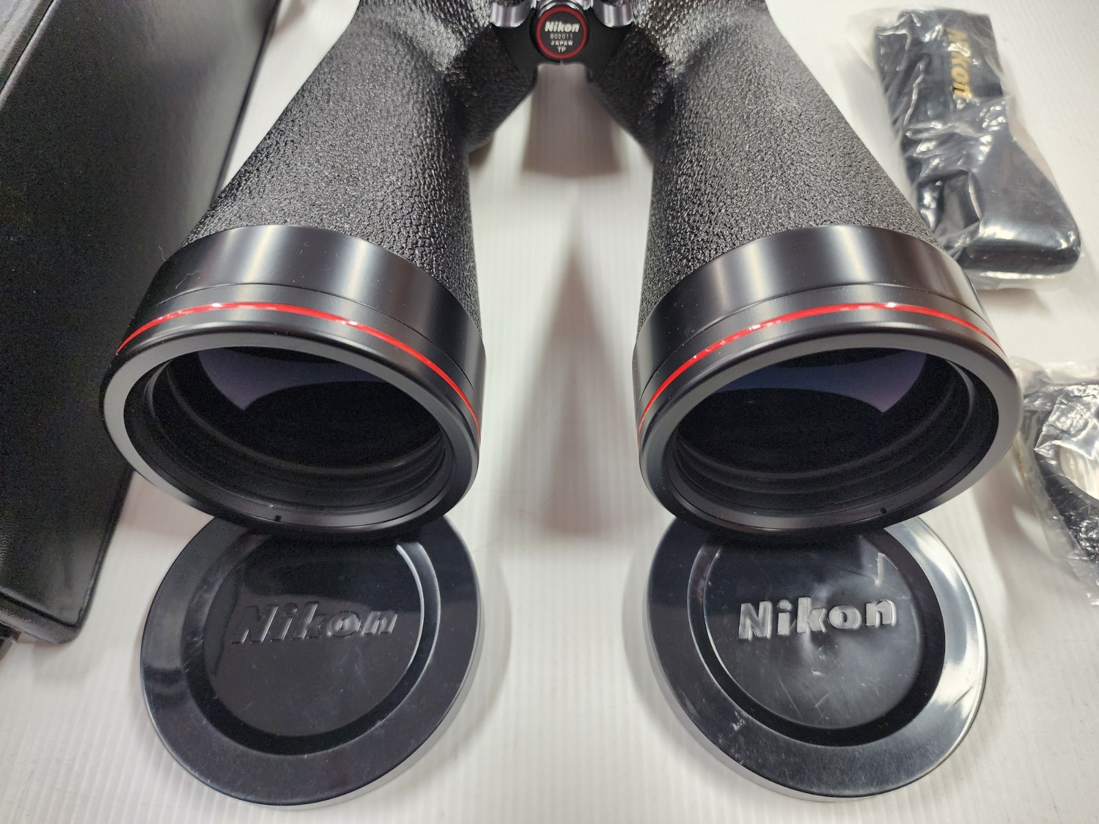 Nikon 18×70 4°TP Binoculars Black Waterproof Astronomical Observation w/ Case