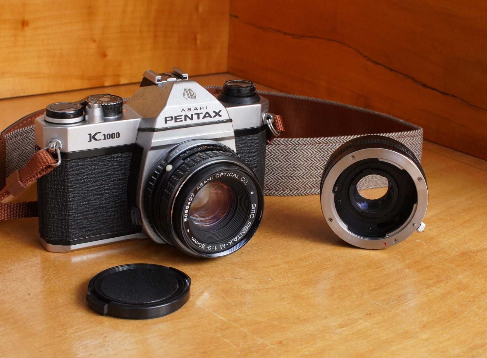 Pentax K1000 35mm Film Camera w/Fast 50mm F2.0 Lens Working VGood Cond #1