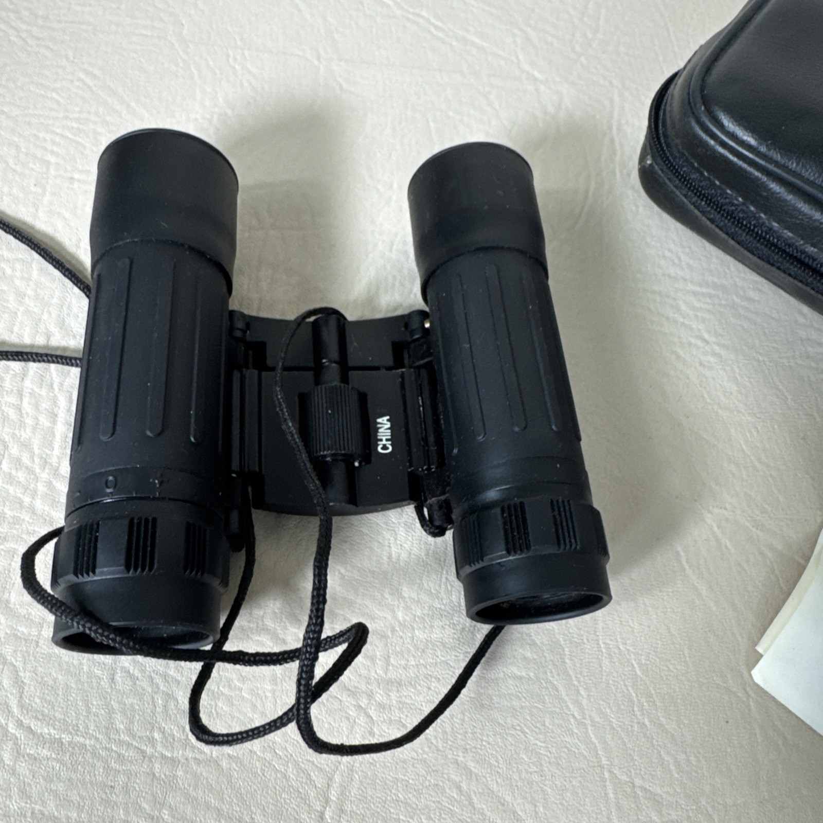 Lifetime Palmoculars 10×25 288Ft/1000YDS 96M/1000M With Case