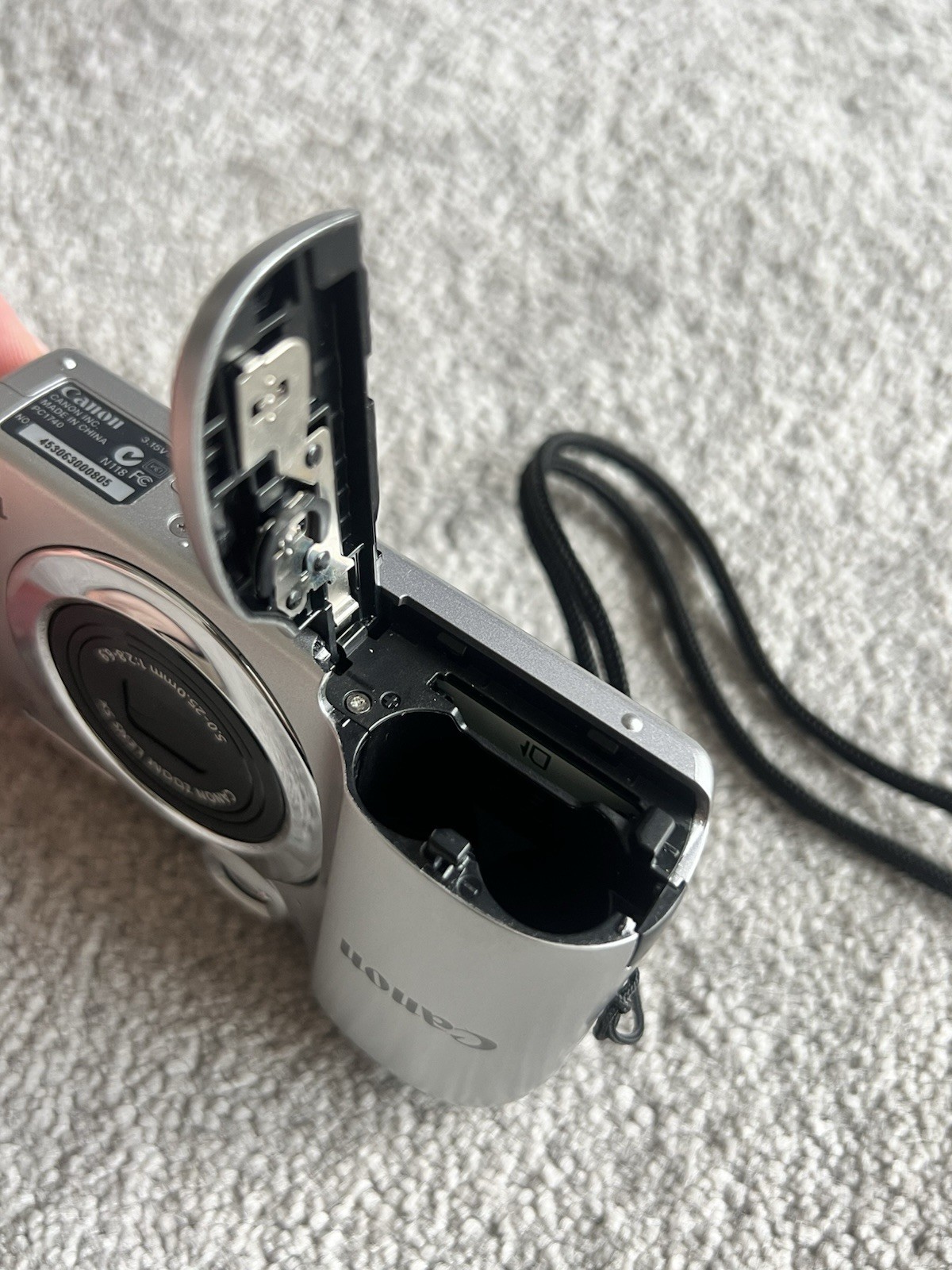 Canon – Power Shot A1300 HD – Silver – 16MP Digital Compact Camera – Working