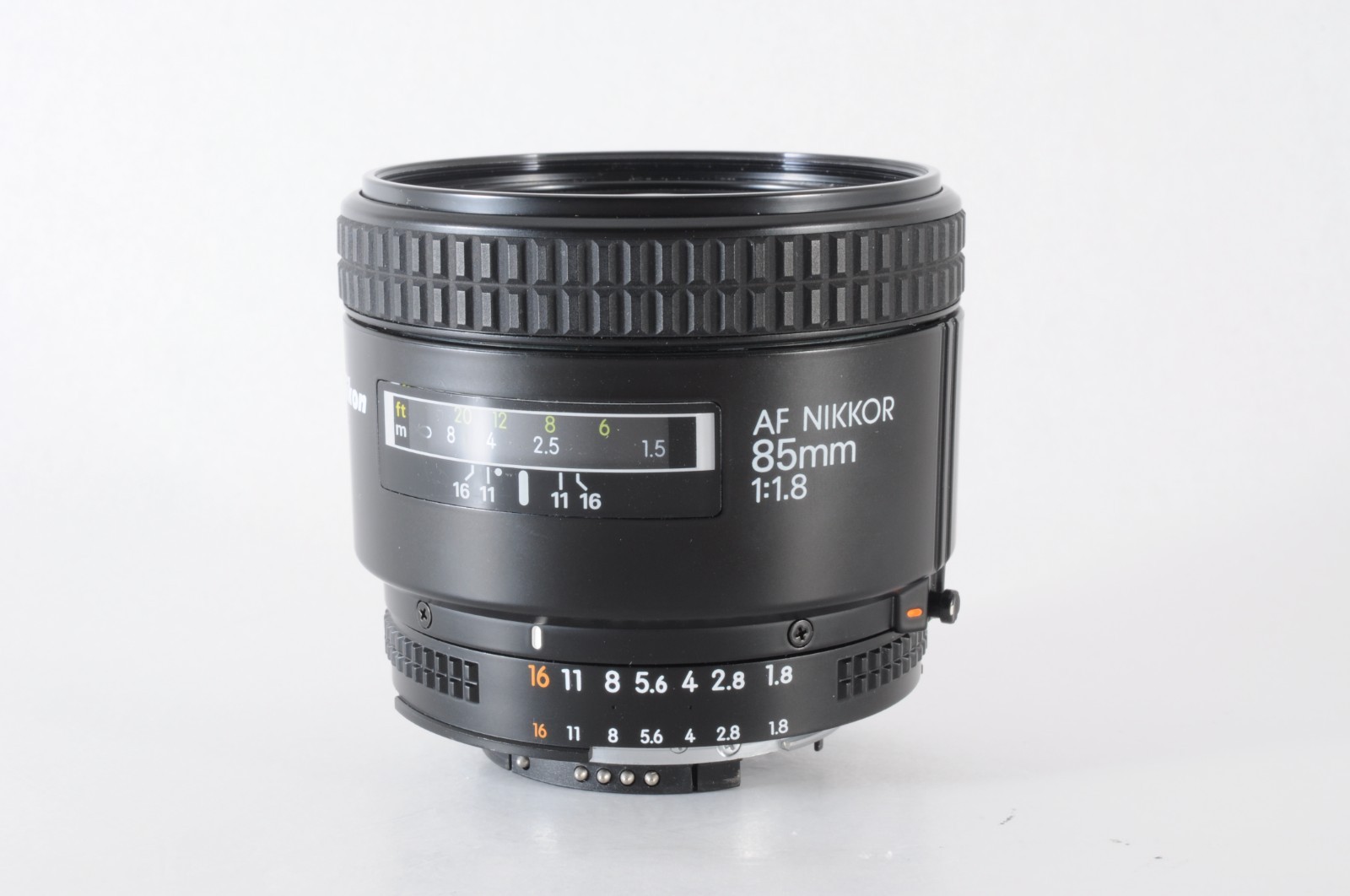 Nikon AI AF Nikkor 85mm F/1.8 Lens [Near MINT] with Front Rear Cap Hood.