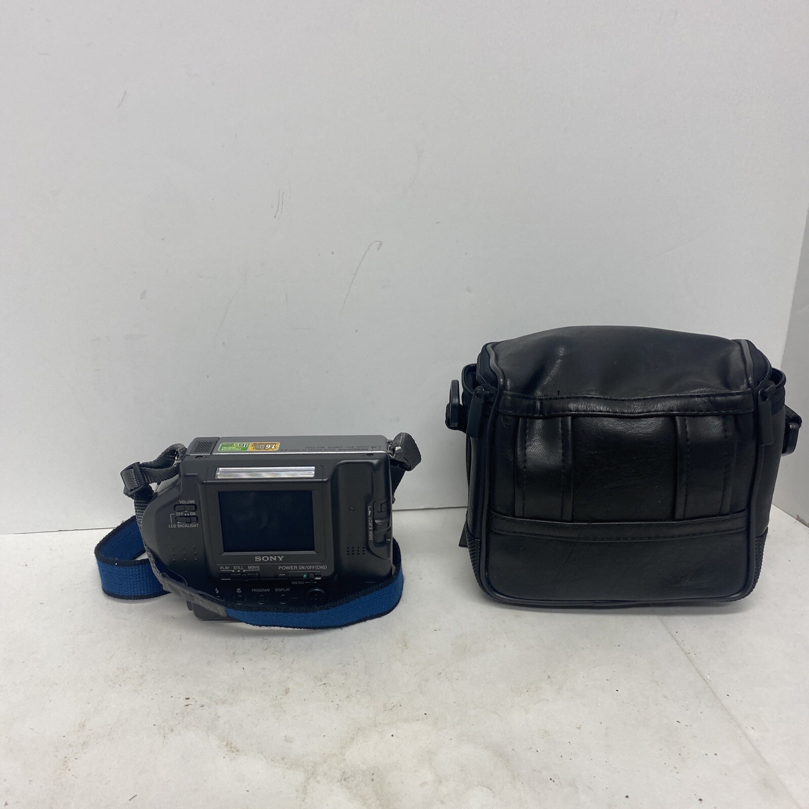 Sony Mavica MVC-FD90 1.6MP Digital Camera With Case