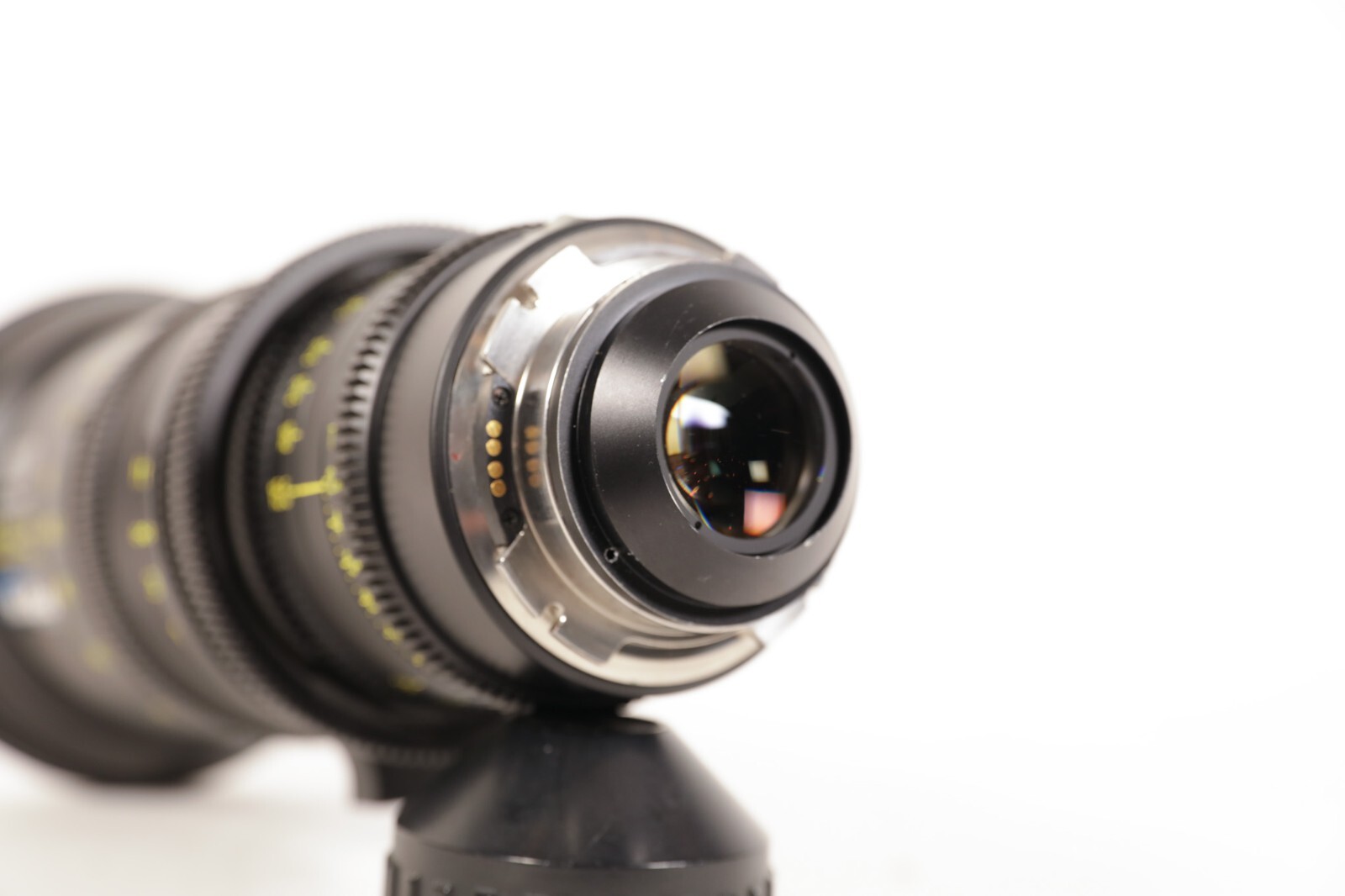 ARRI Alura 15.5-45mm T2.8 F Wide-Angle Zoom 4K PL Mount Cinema Lens