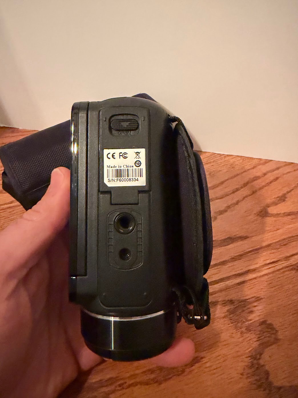 DVC FHD 1080p Digital Video Camera 24.0MP 18x Zoom Camcorder with Case & Battery
