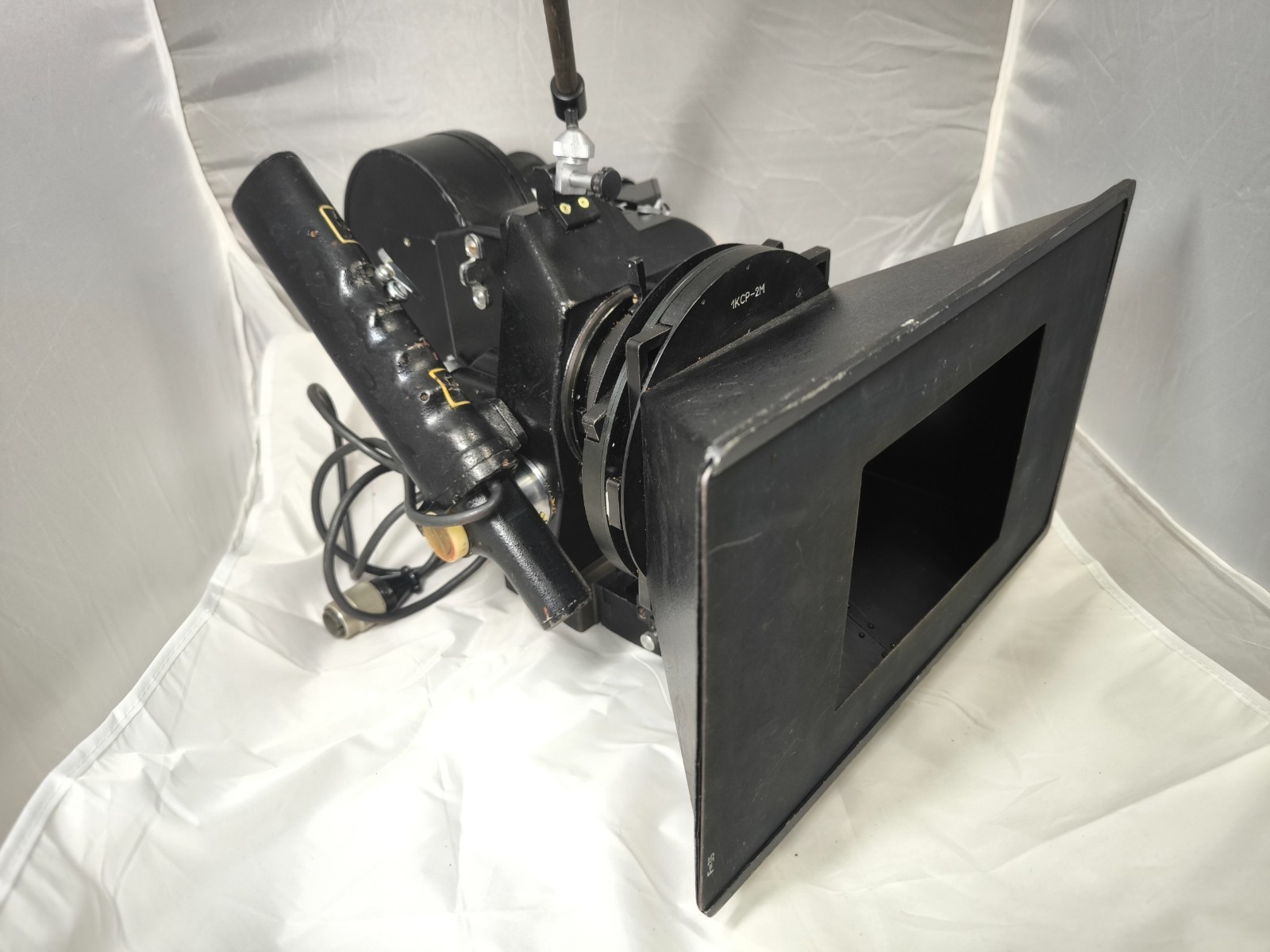 Konvas-2M 1KCP-2M 35mm Camera Crystal Sync – 18/35/50/150mm OCT19 Arri PL mount