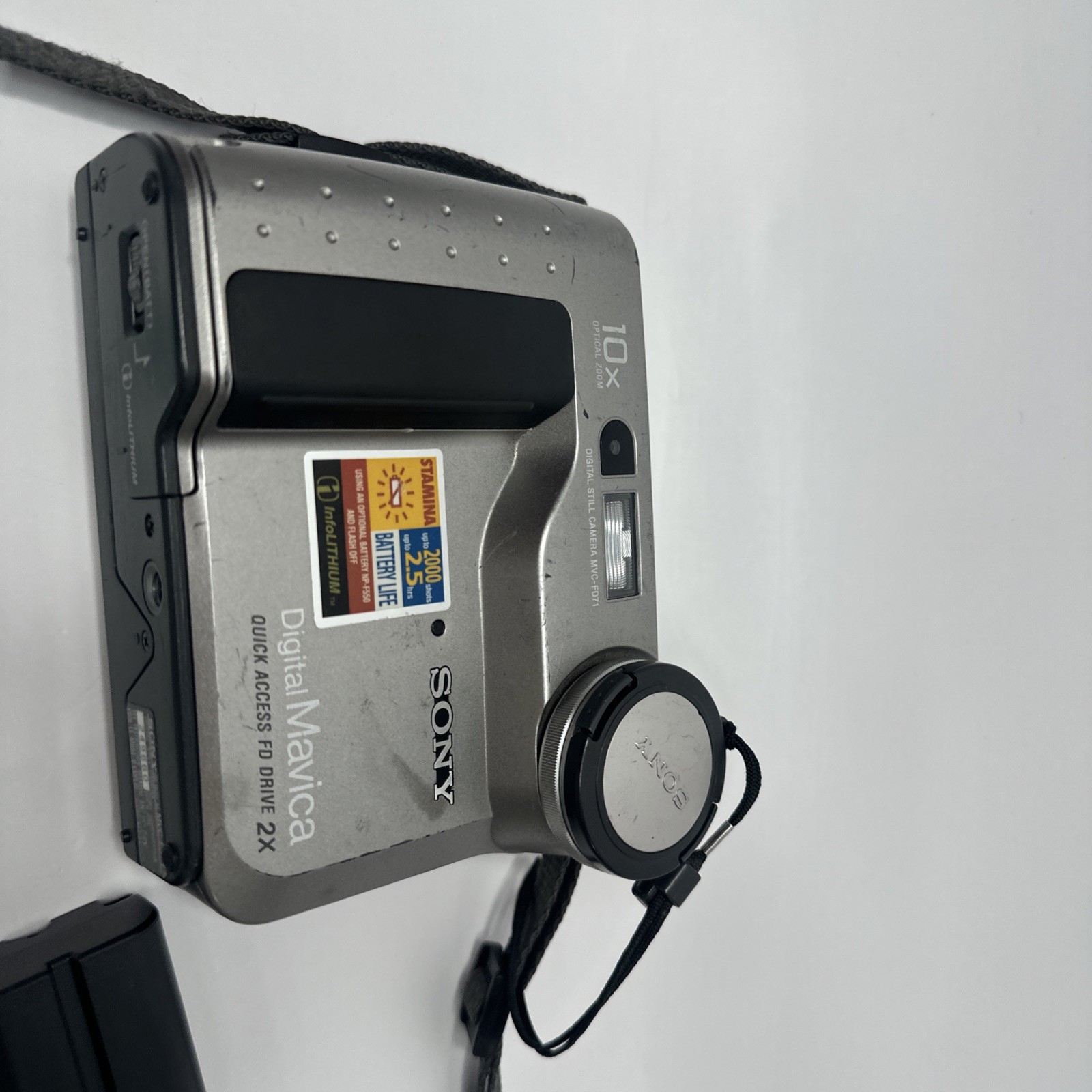 Vintage Sony Digital Mavica MVC-FD71 With Floppy Disk And Battery No Flash