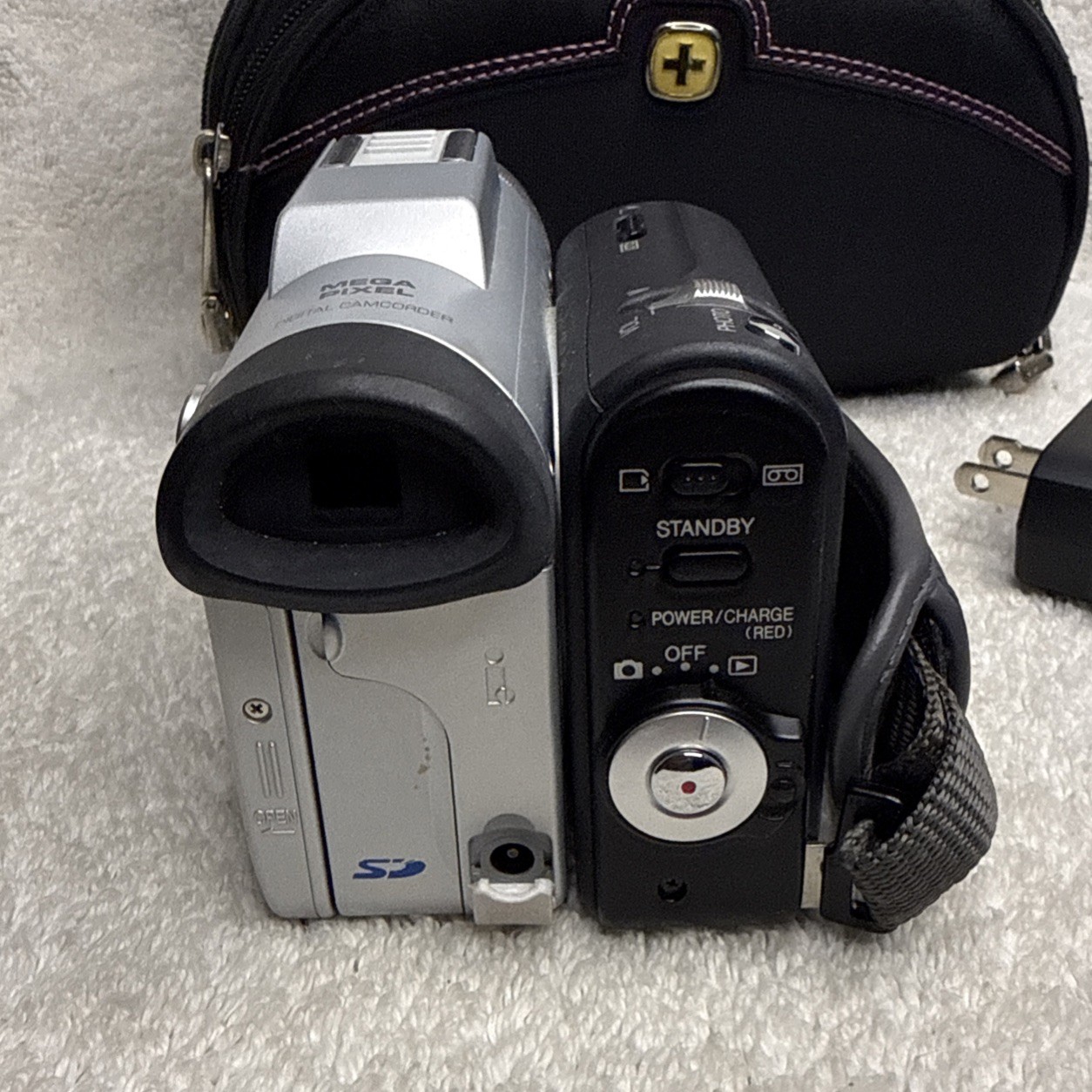 Sharp Viewcam Z VL-Z7 Digital MiniDV Camcorder Video Camera AS IS Bag Charger