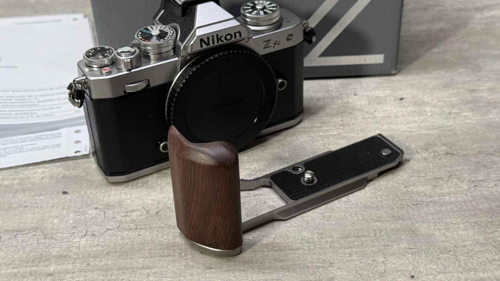 Nikon Z fc APS-C 20.9MP Camera Silver + Wood Grip/Arca Shutter# 1761 [Mint+++]